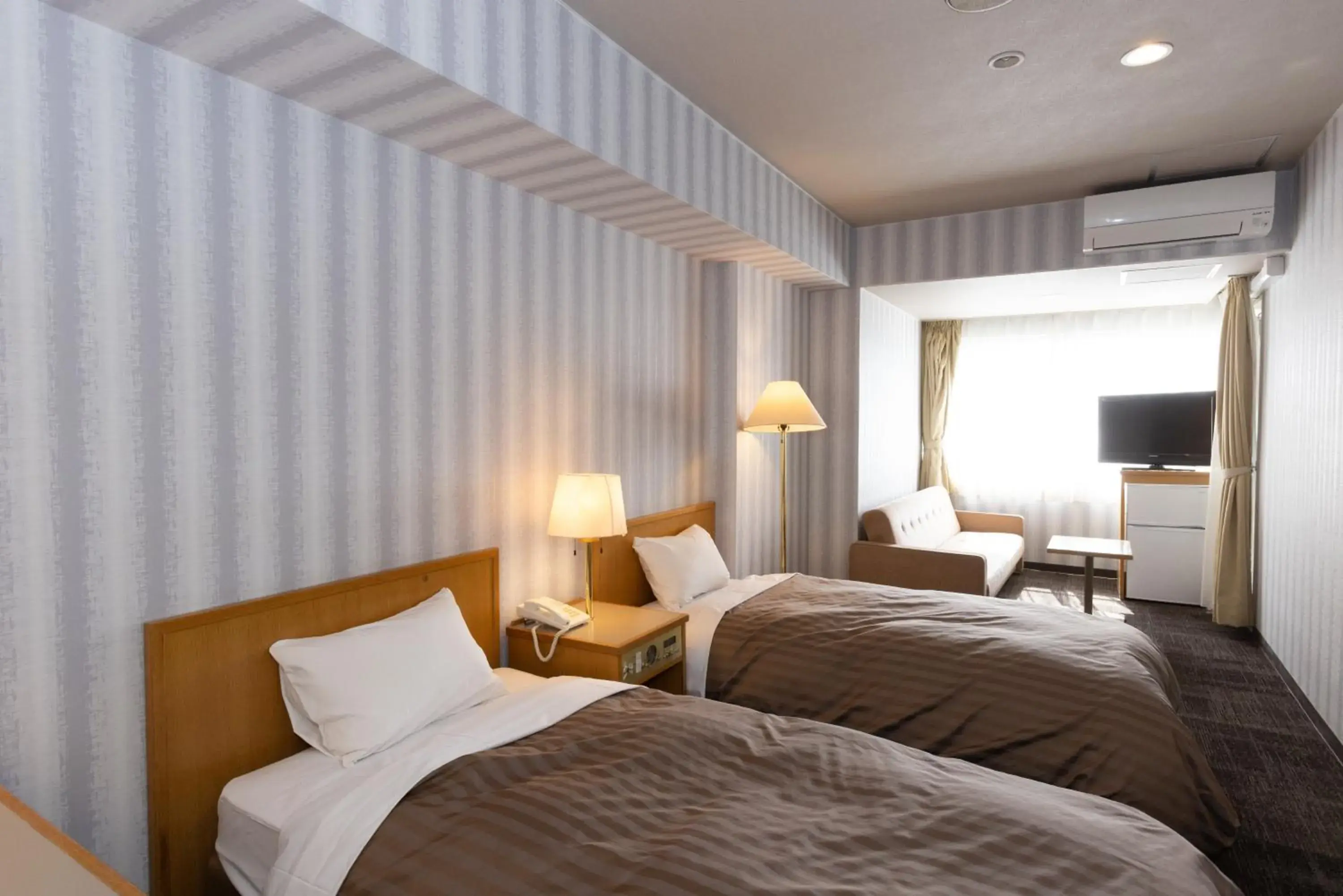 Twin Room - single occupancy in Hotel Kimiyoshi Twin Room - single occupancy in Hotel Kimiyoshi