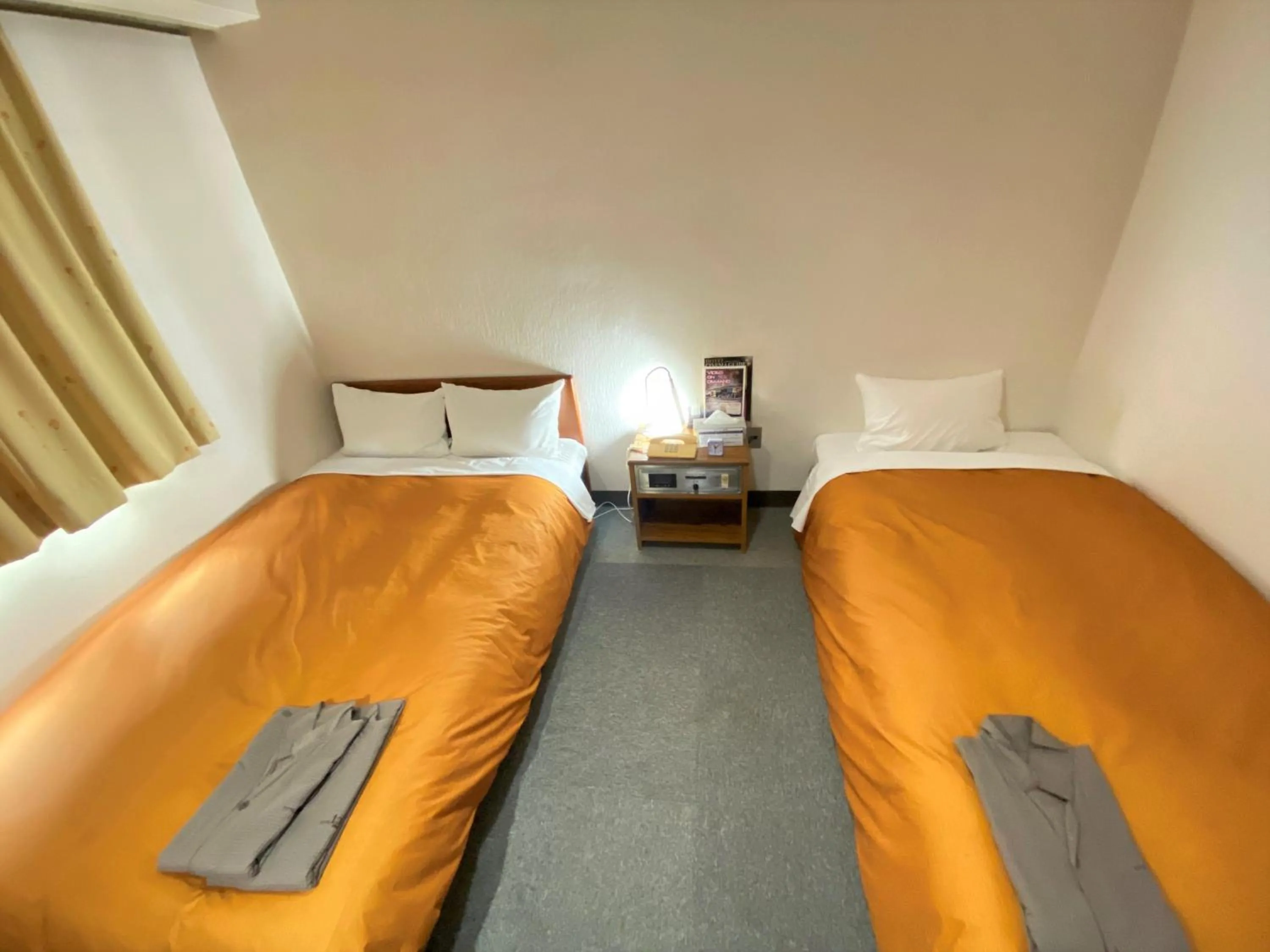 Bed in Hotel 1-2-3 Kokura