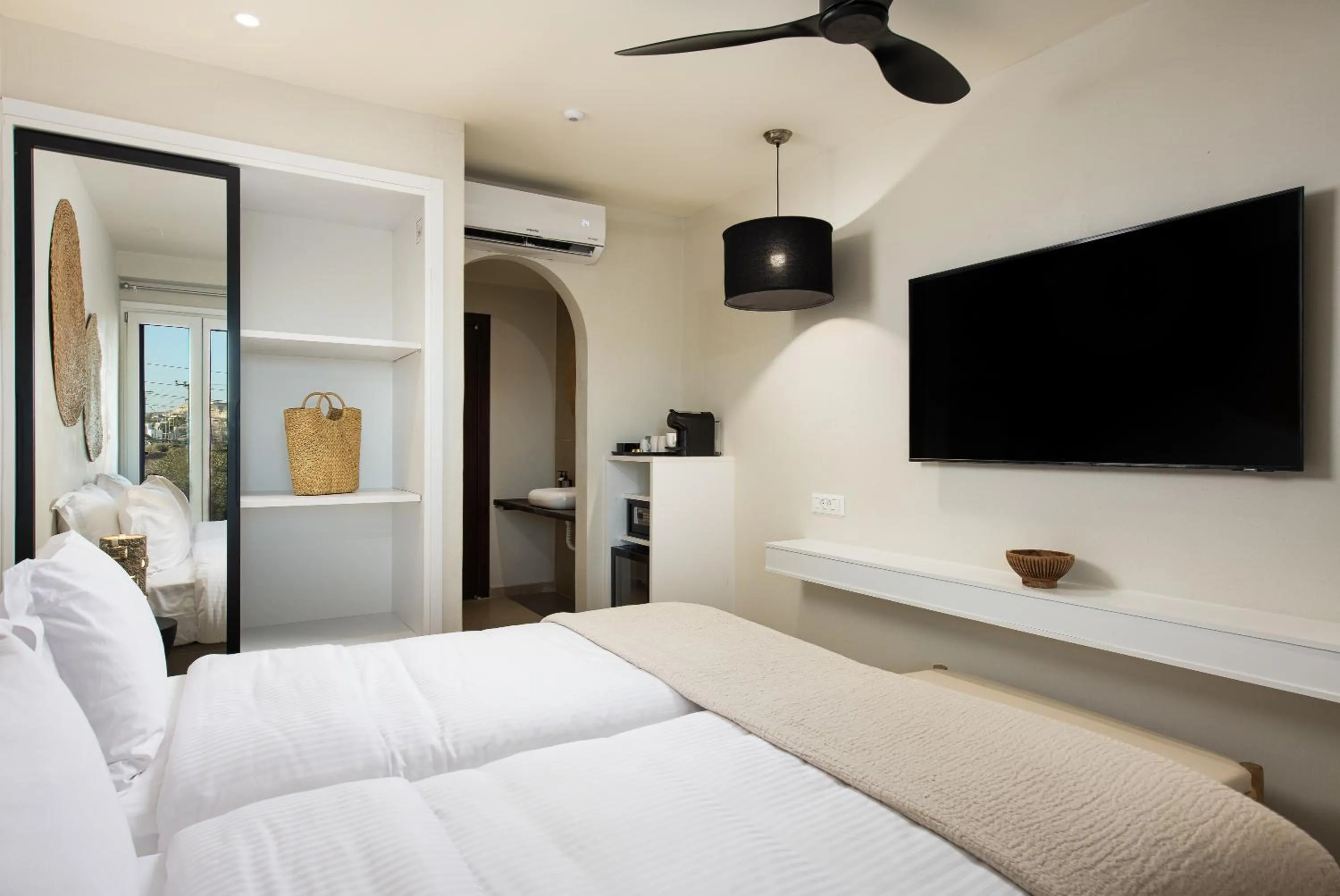 Bed in The Noverian Bios Santorini