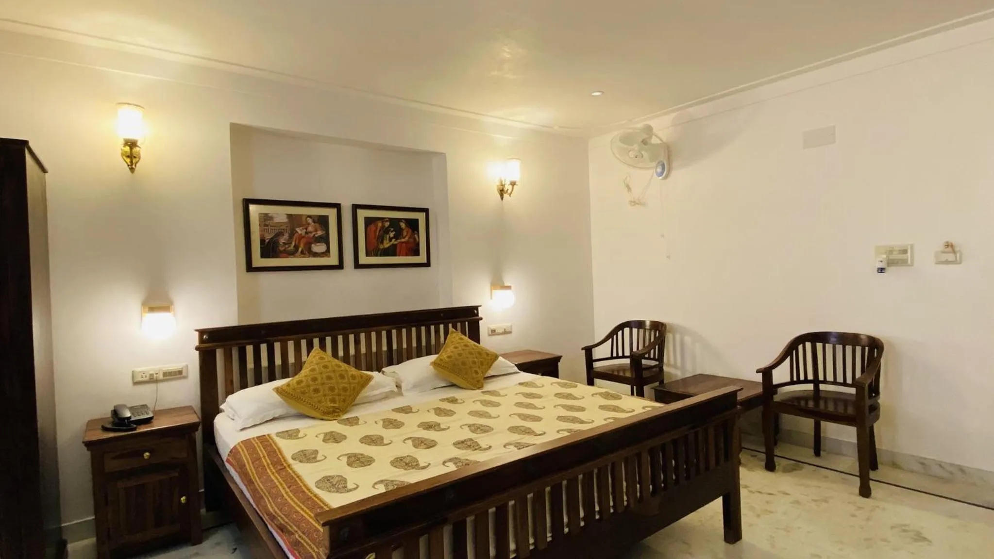 Bedroom, Bed in Kotra Haveli A Boutique Hotel by Lake Pichola