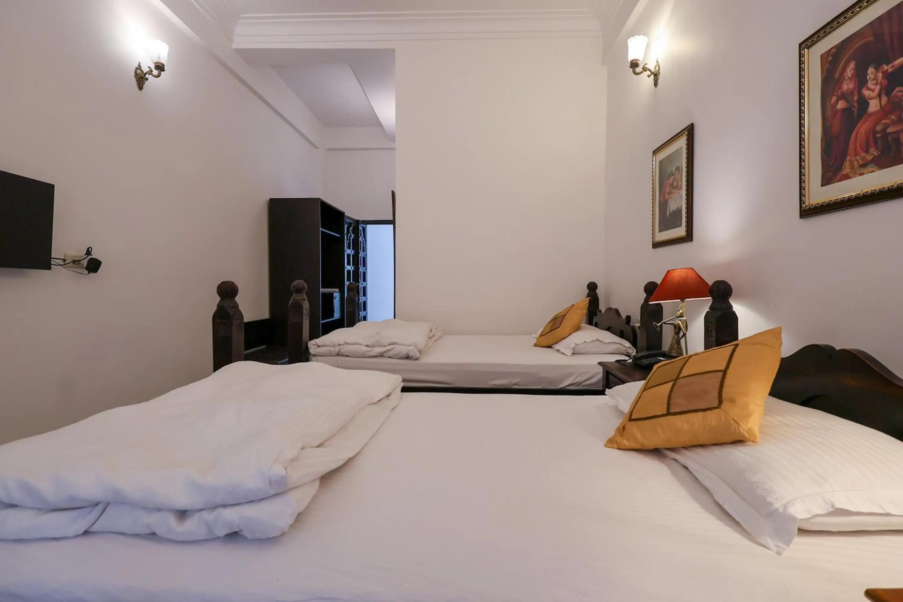 Bed in Kotra Haveli A Boutique Hotel by Lake Pichola