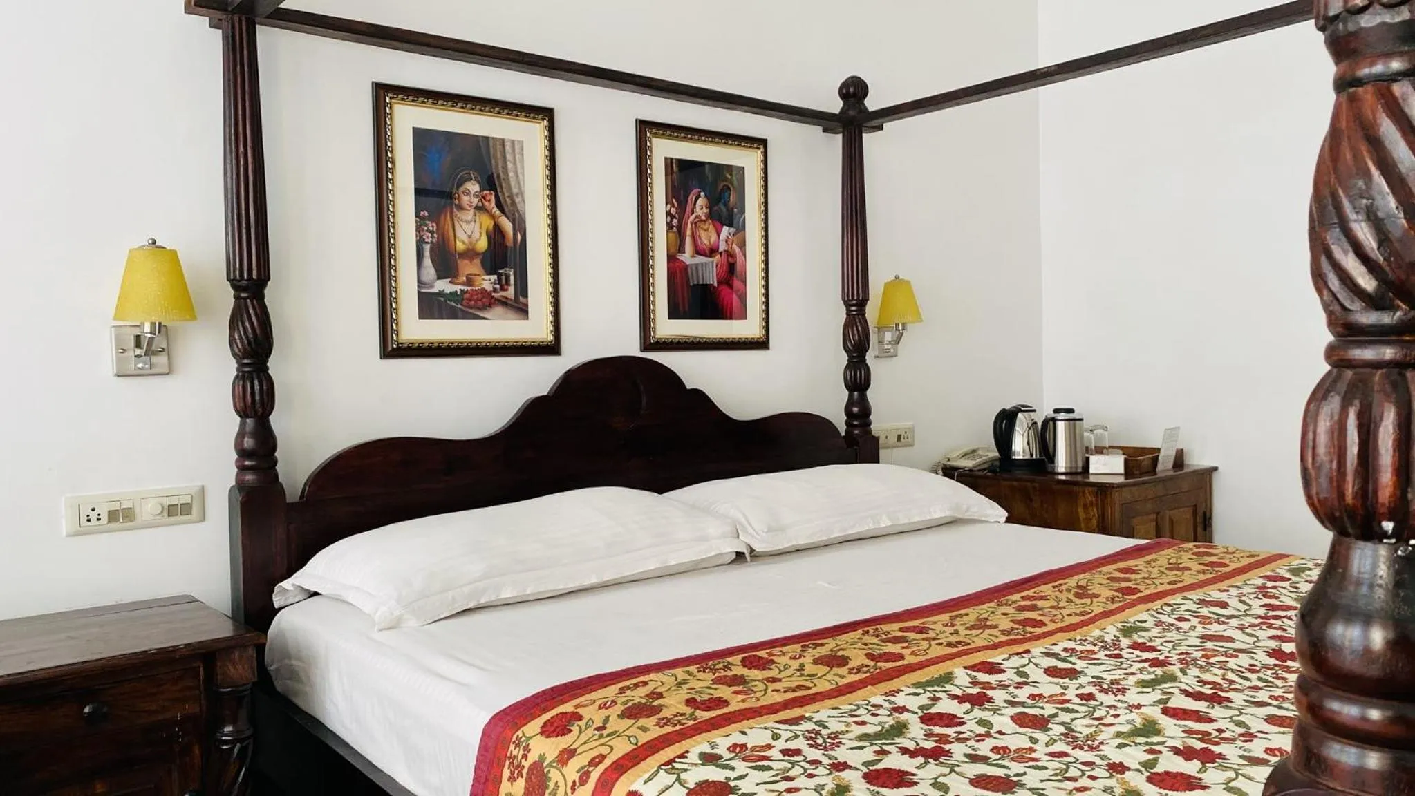 Bedroom, Bed in Kotra Haveli A Boutique Hotel by Lake Pichola