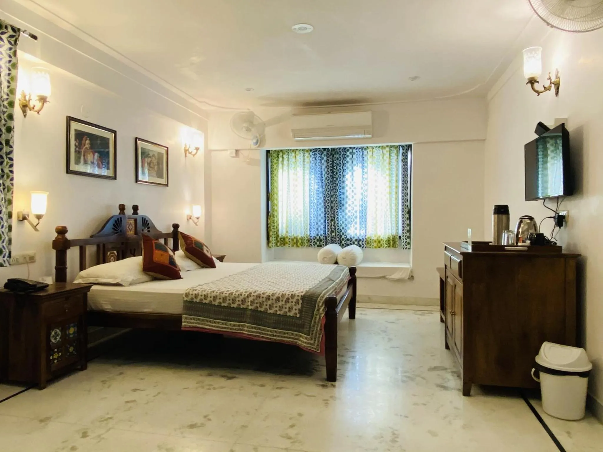 Seating area, Bed in Kotra Haveli A Boutique Hotel by Lake Pichola