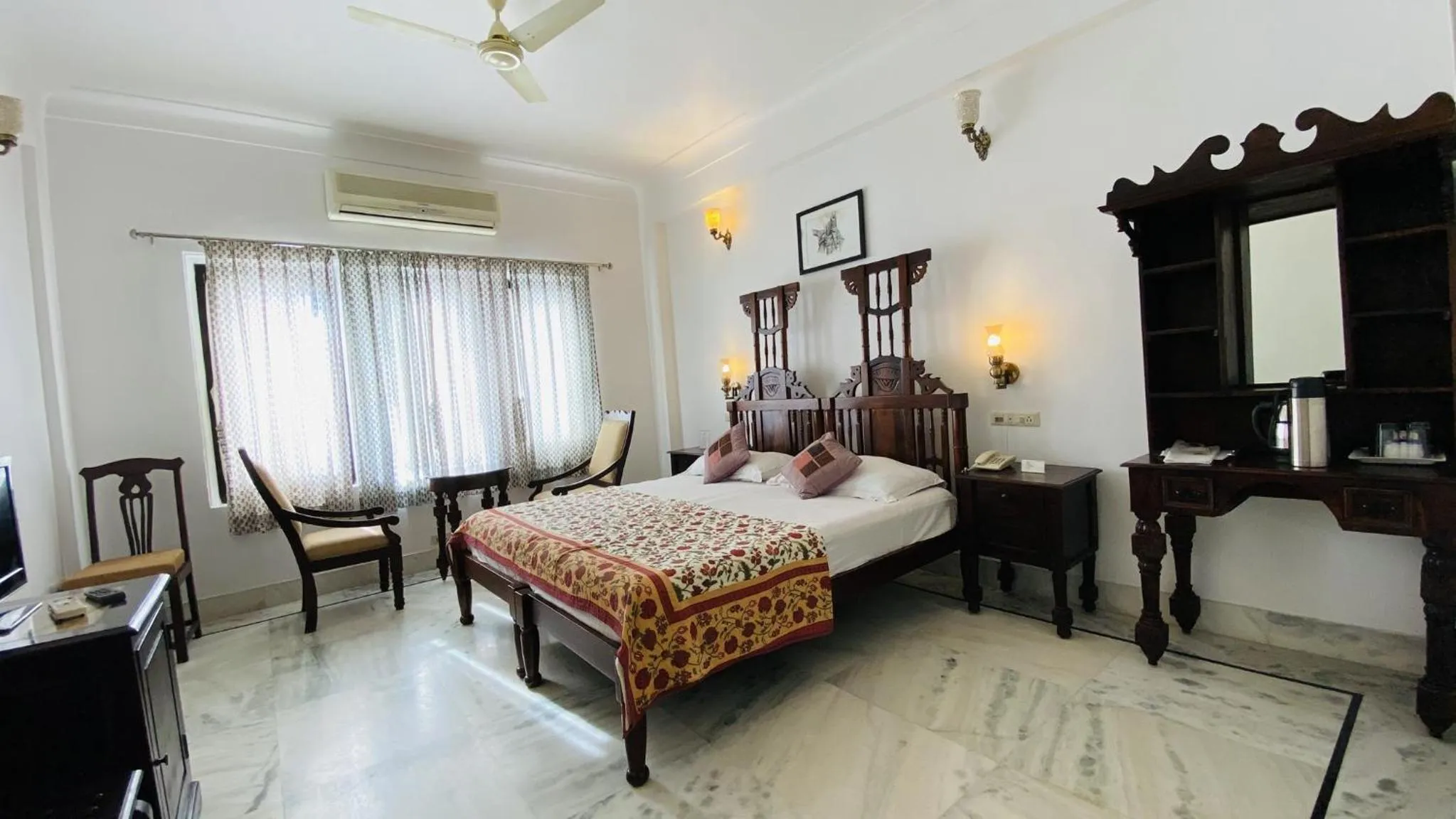 Bedroom, Bed in Kotra Haveli A Boutique Hotel by Lake Pichola