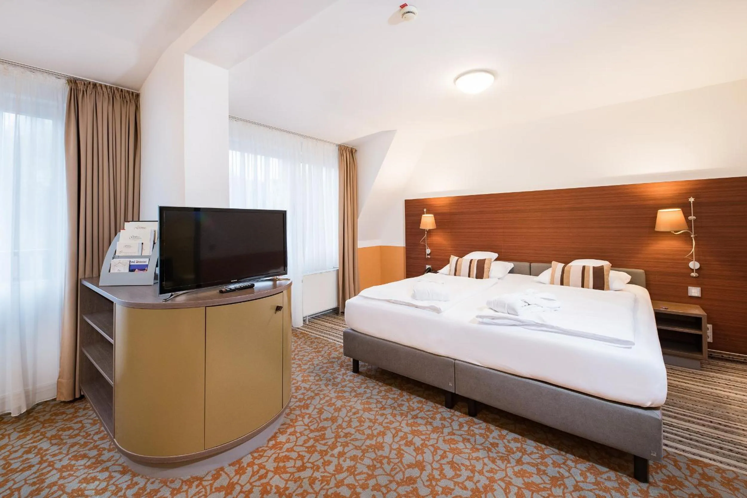 Photo of the whole room, Bed in Göbel´s Vital Hotel Bad Sachsa