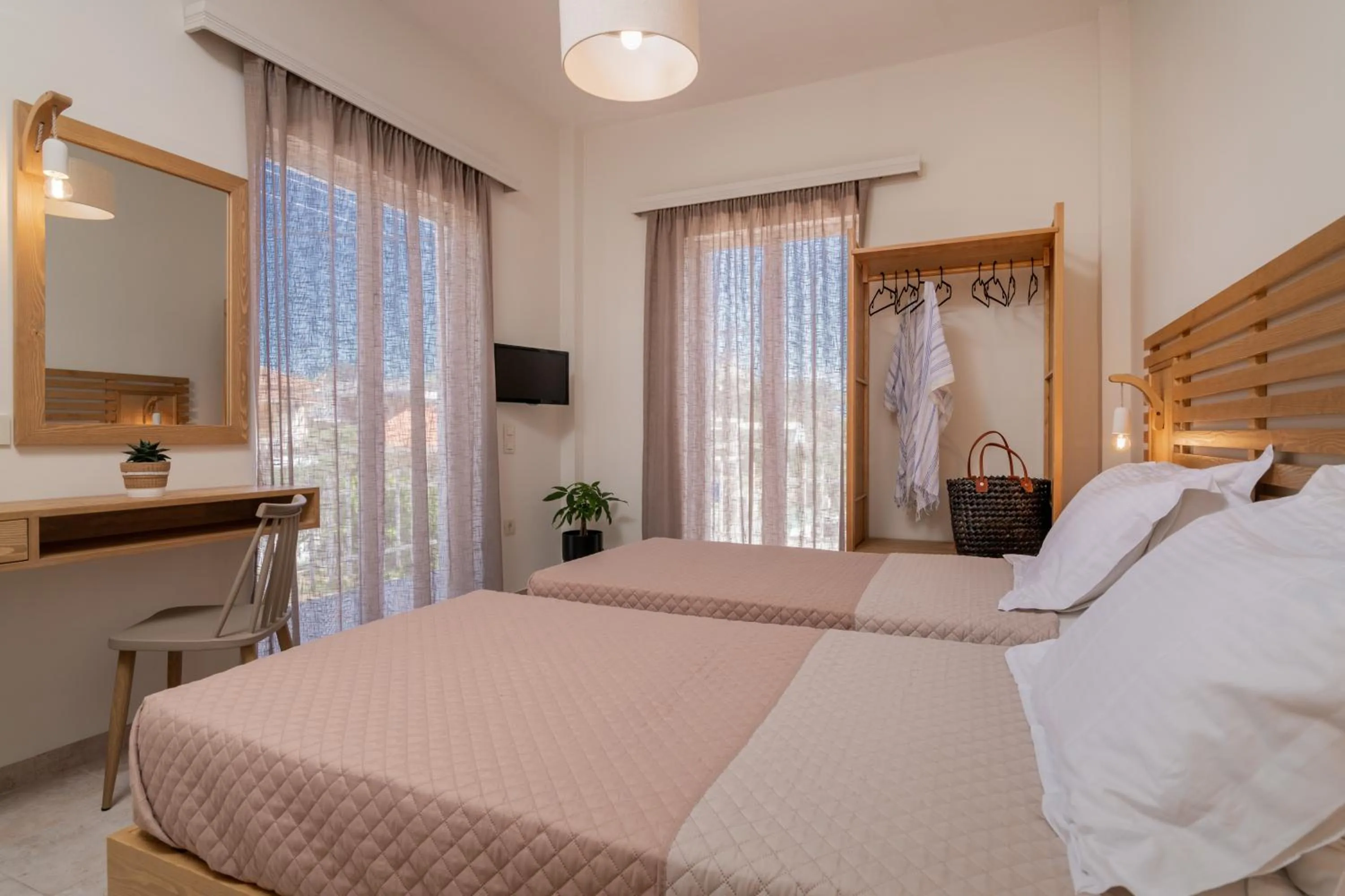 Bed in Sunset Apartments