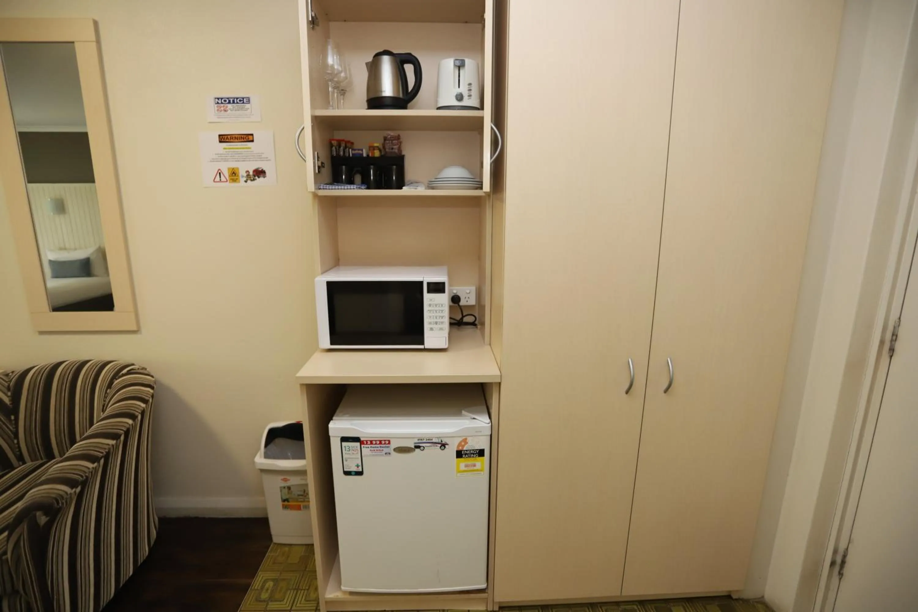 Coffee/tea facilities in Sleepy Hill Motor Inn