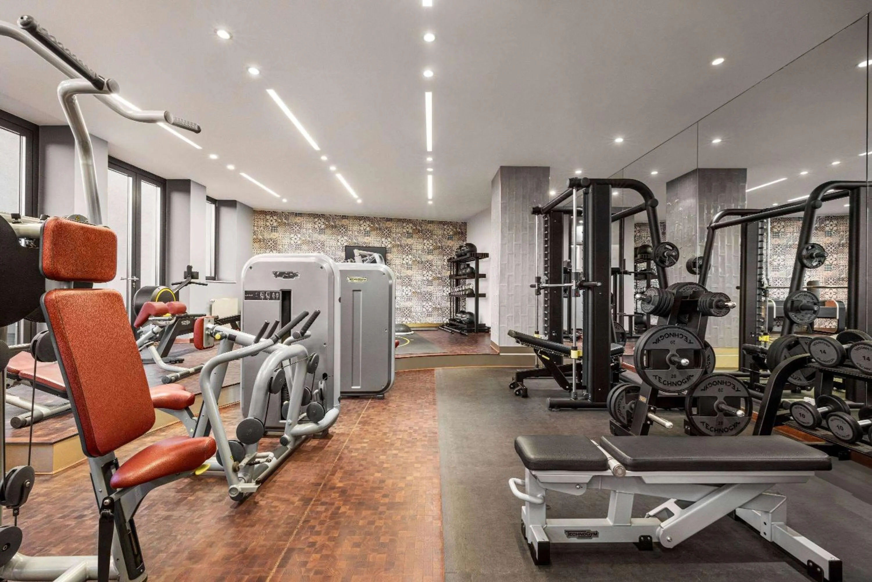 Fitness centre/facilities in Vienna House by Wyndham Andel's Berlin