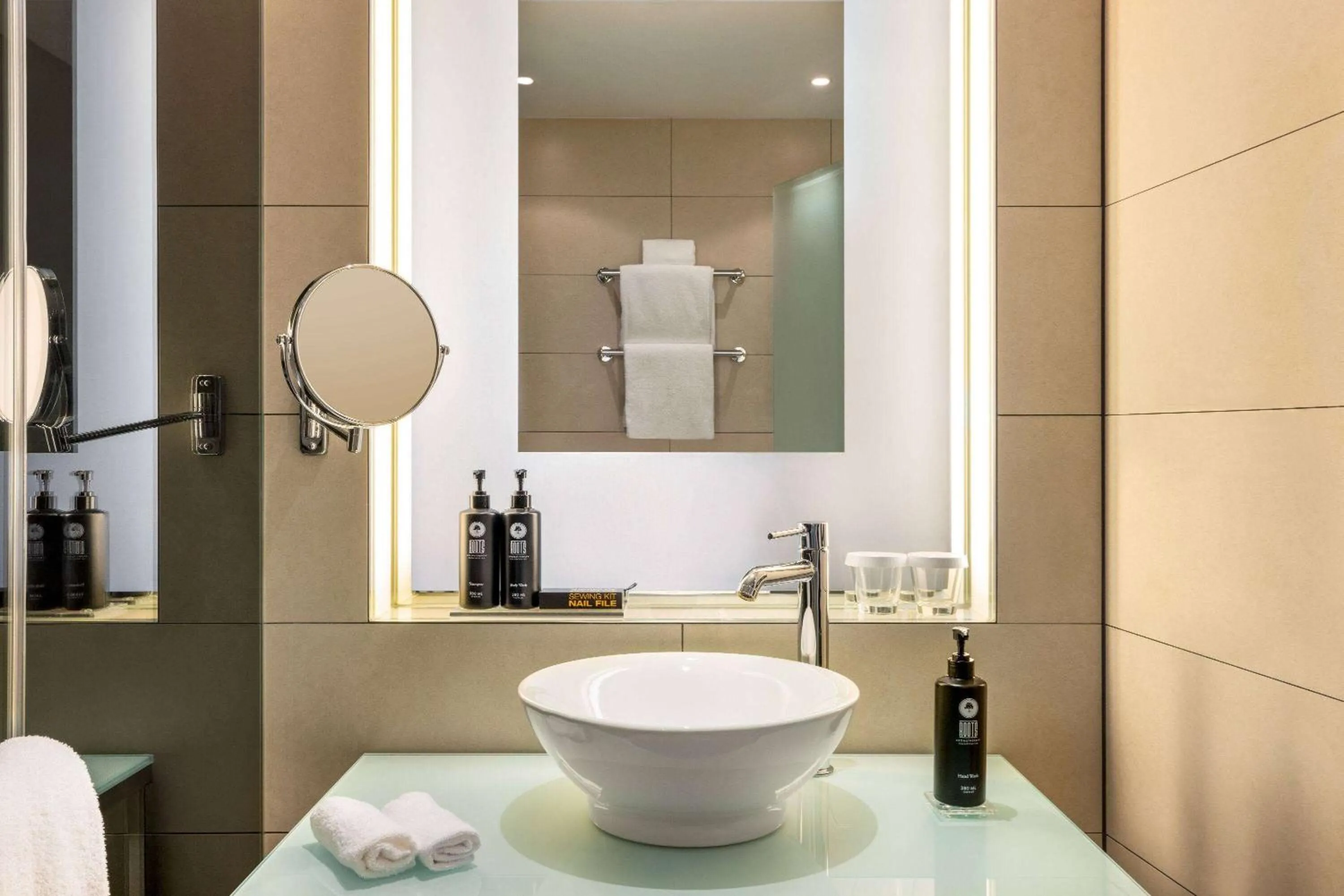 Bathroom in Vienna House by Wyndham Andel's Berlin