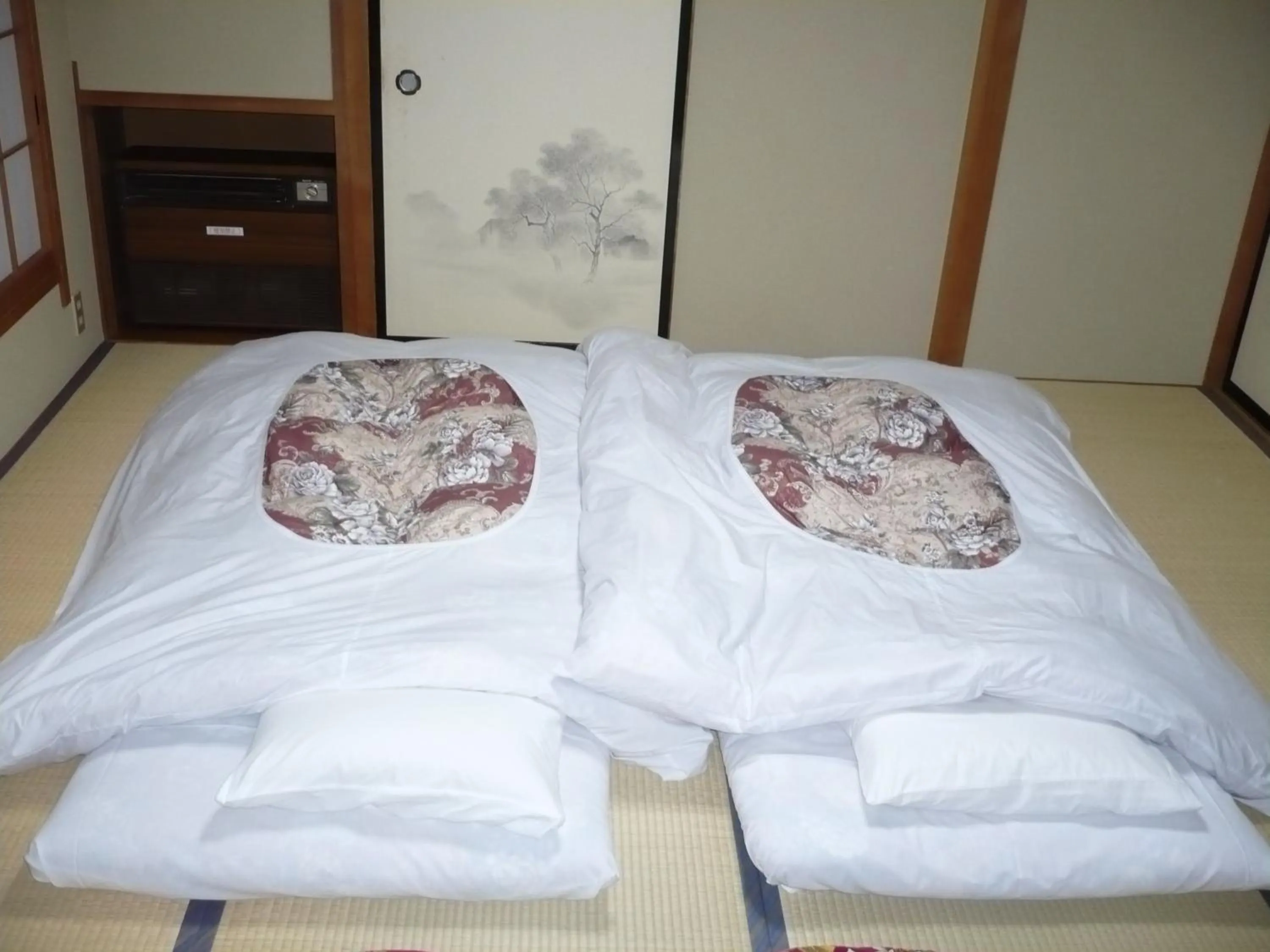 Bed in Oyado Nozawaya