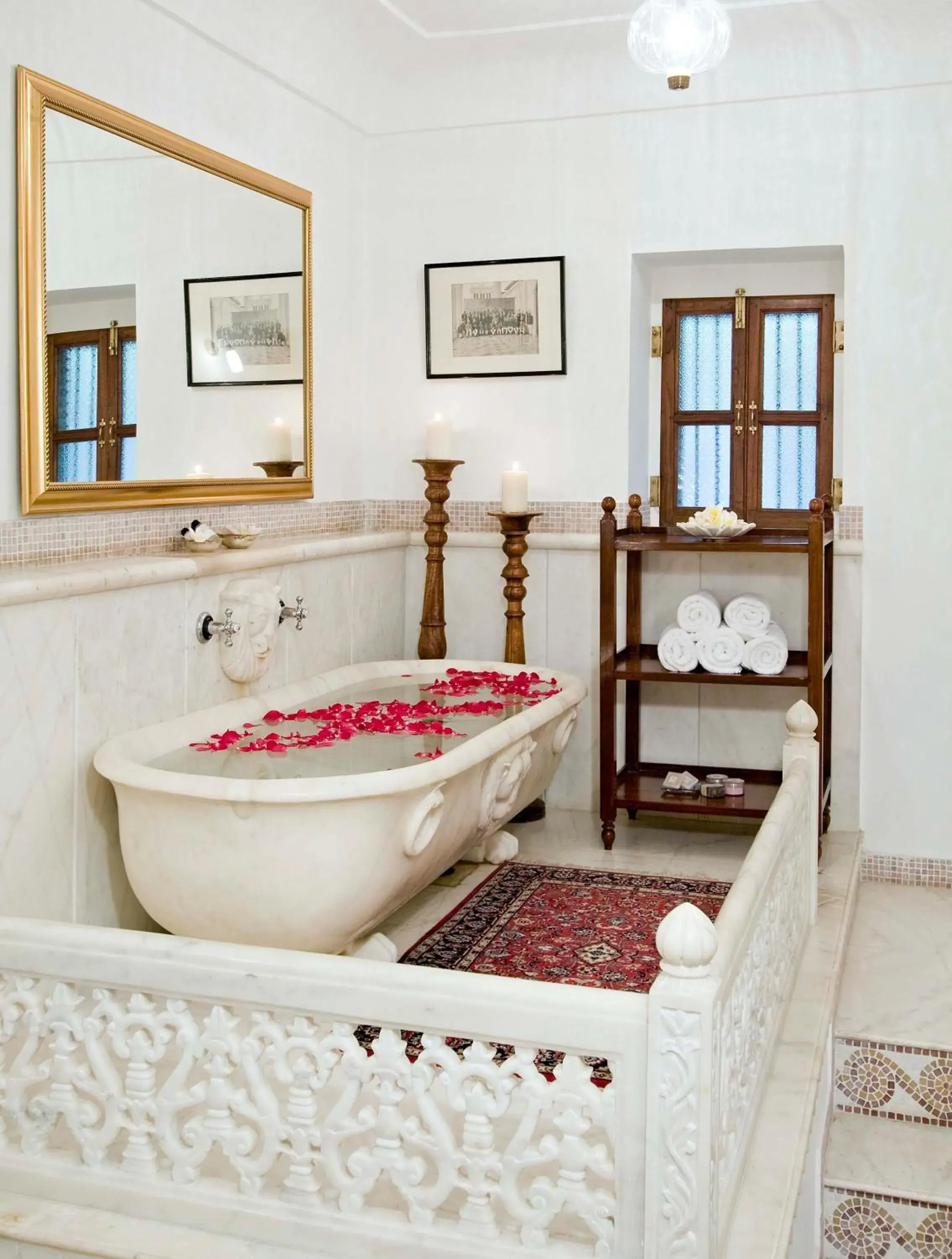 Deluxe Double or Twin Room in Samode Palace Deluxe Double or Twin Room in Samode Palace