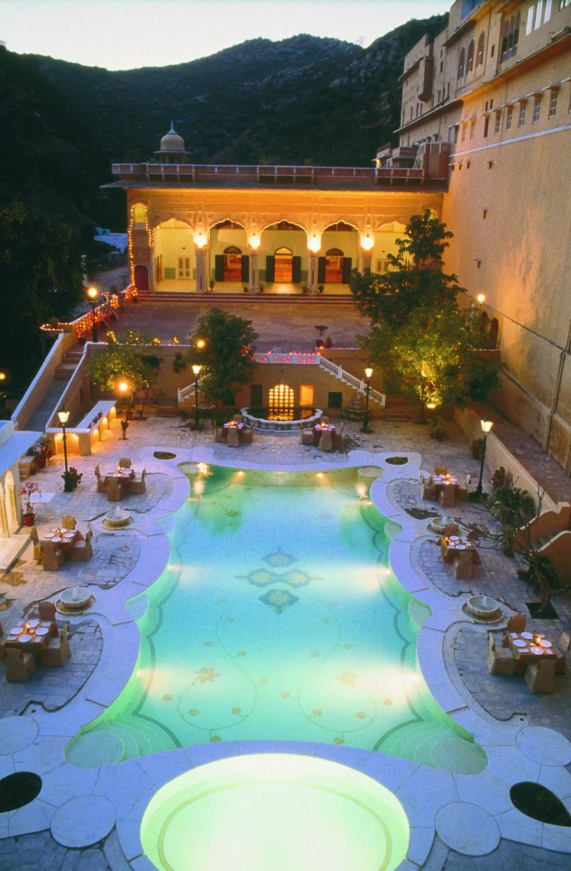 Swimming pool in Samode Palace