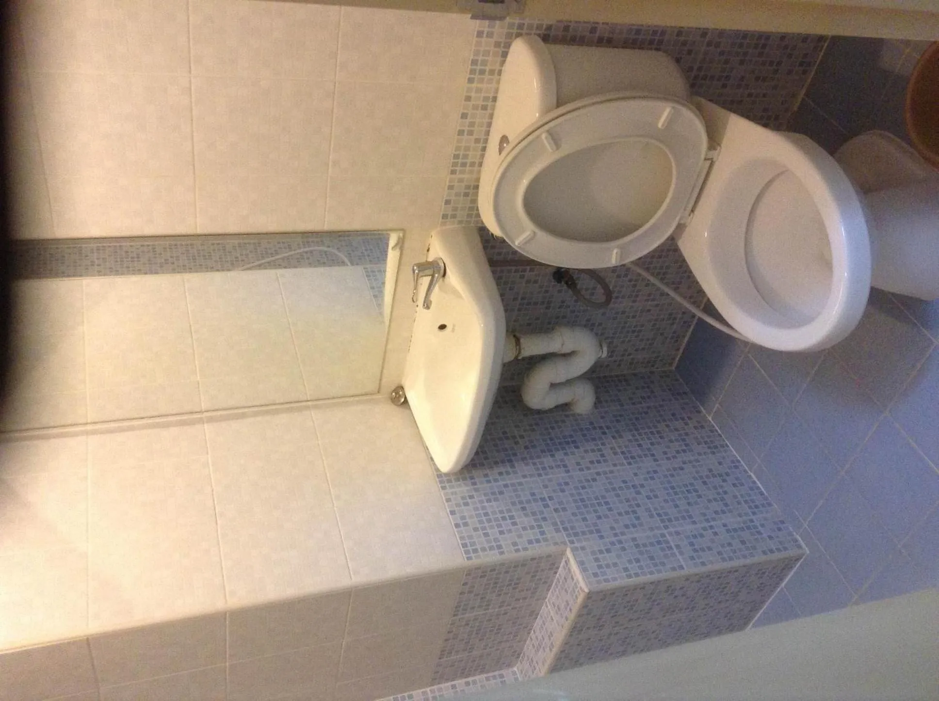 Bathroom in Baan Romdee