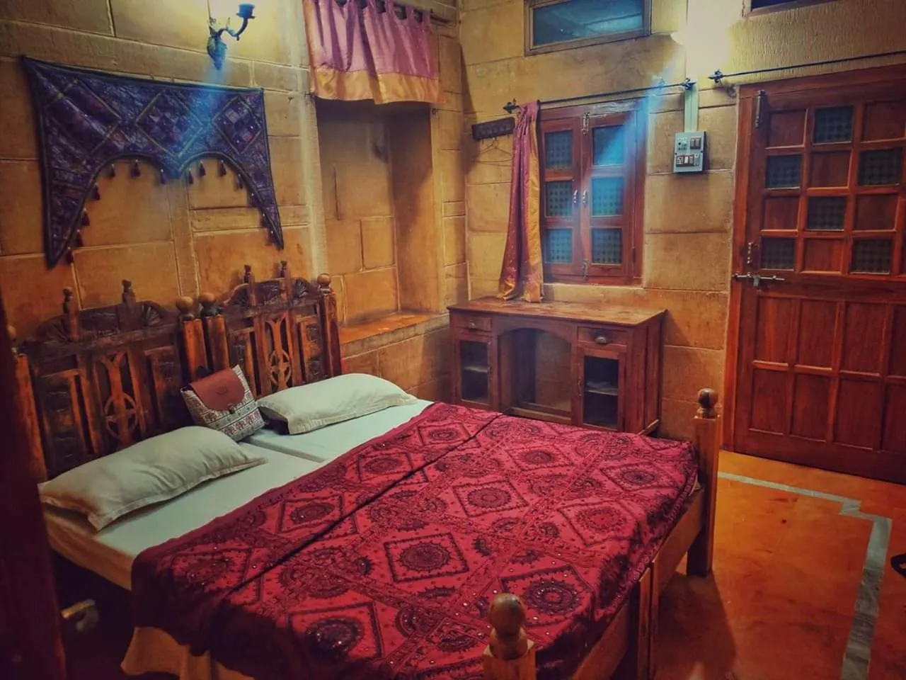 Bed in Shahi Palace Hotel Jaisalmer