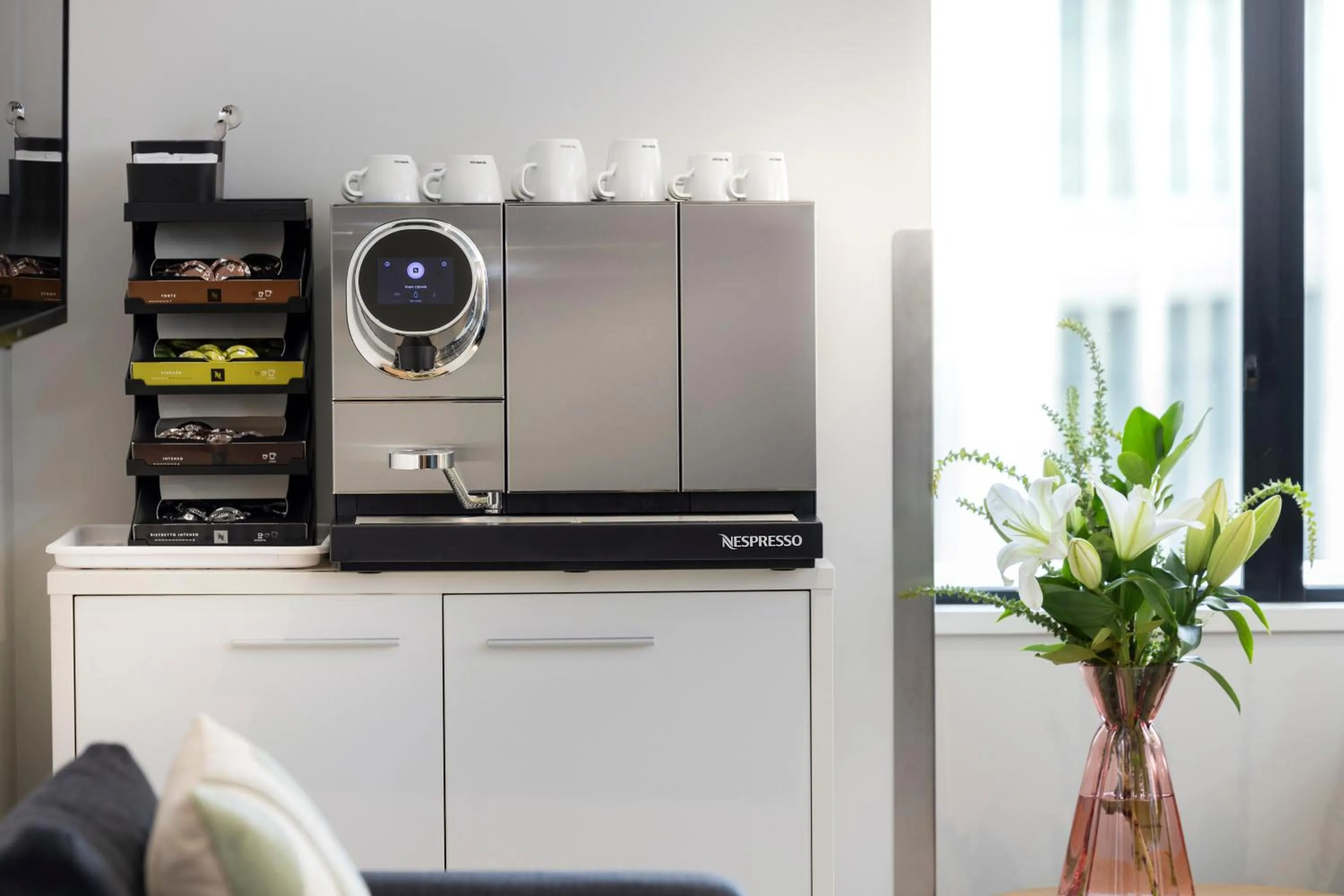 Coffee/tea facilities in Quest 256 Lambton