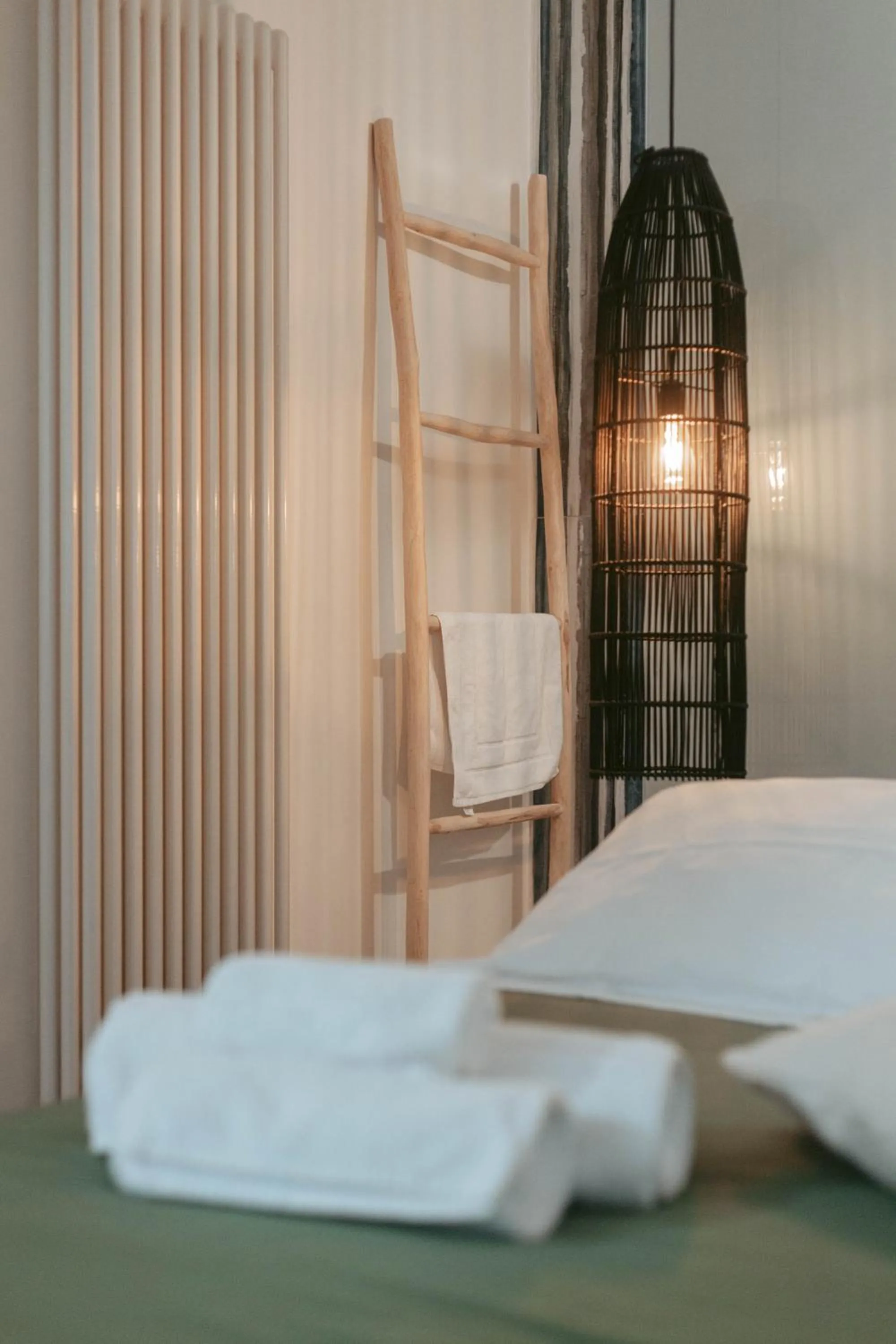 Decorative detail, Bed in Laguna Suite B&B