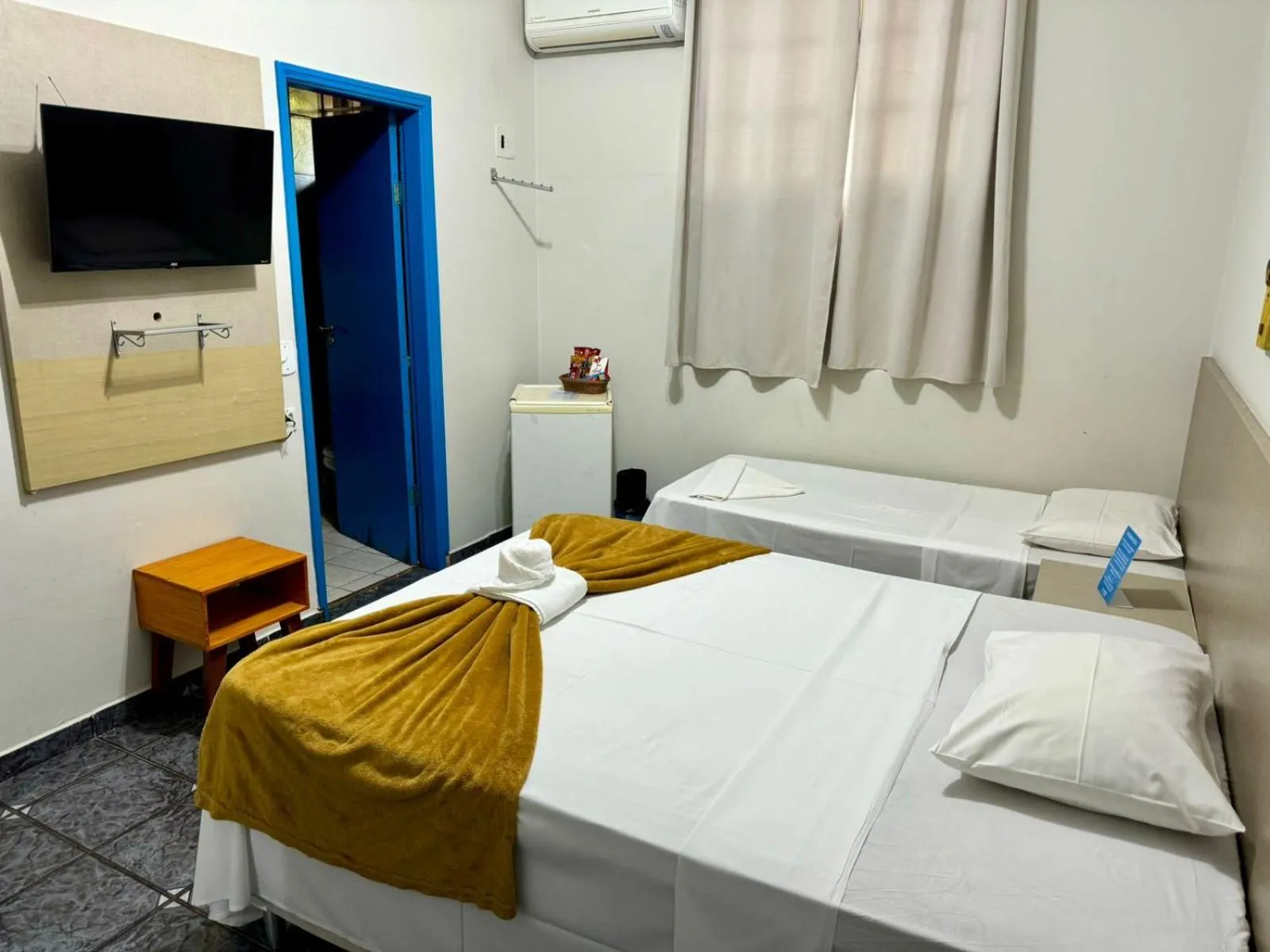 Bedroom, Bed in Pousada Cambará Suítes