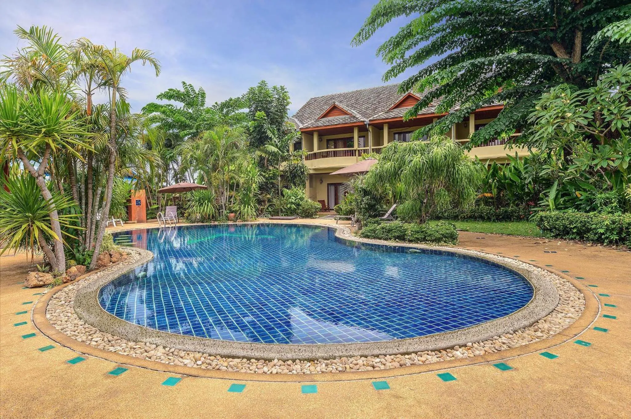 Patio in Temple Gardens