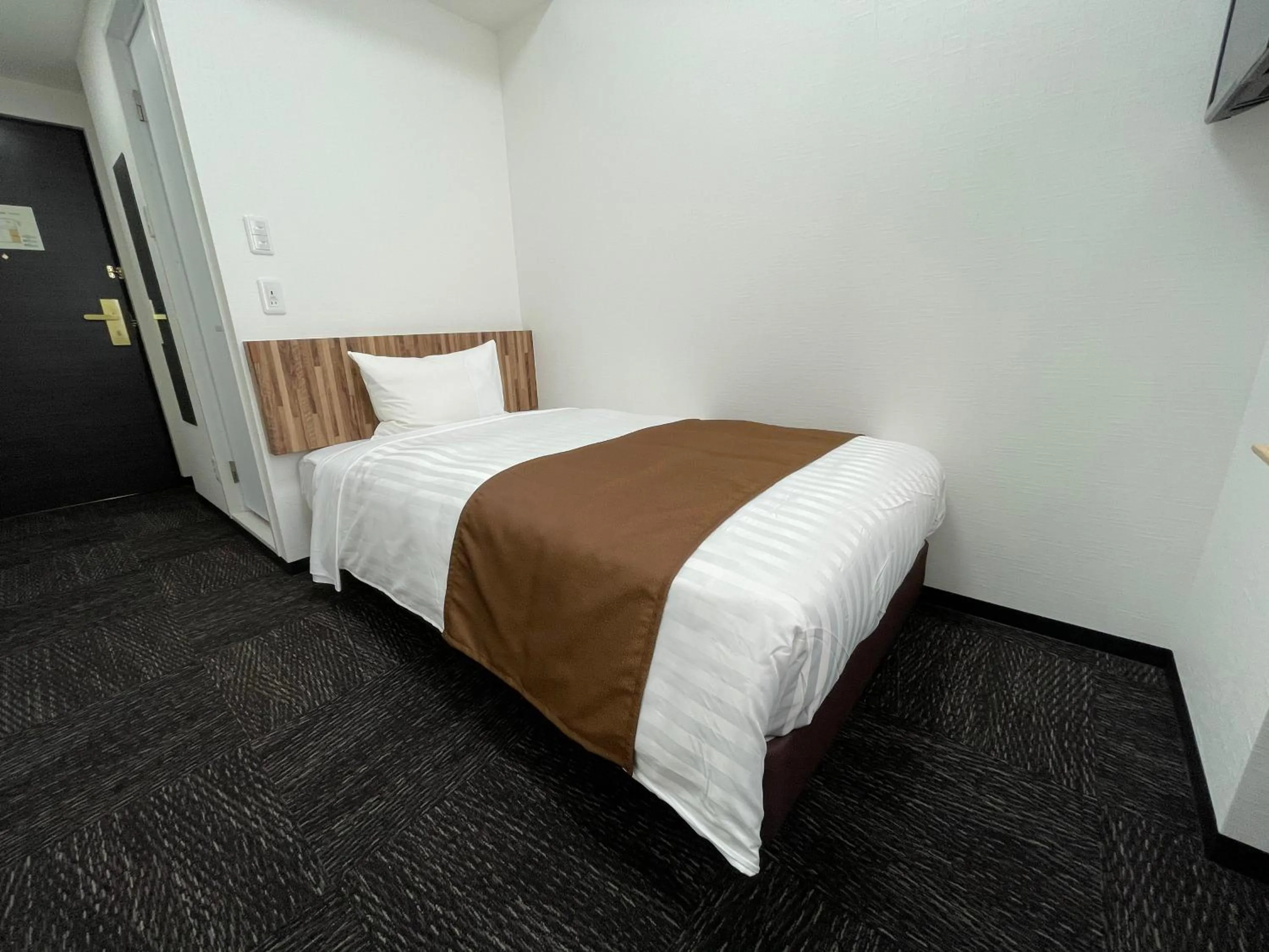 Bedroom, Bed in Ueno Urban Hotel Annex