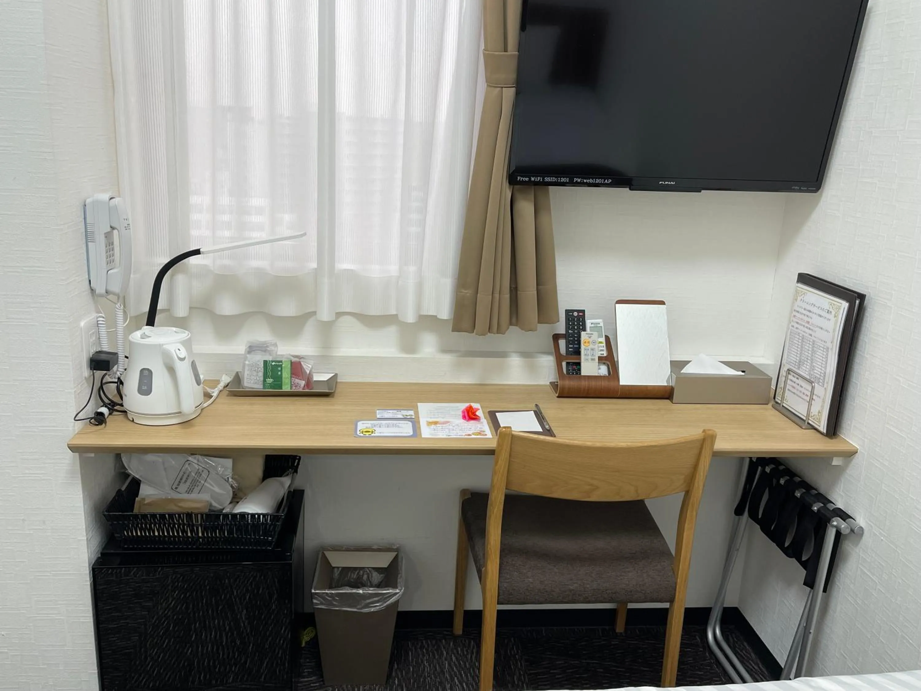 Photo of the whole room in Ueno Urban Hotel Annex