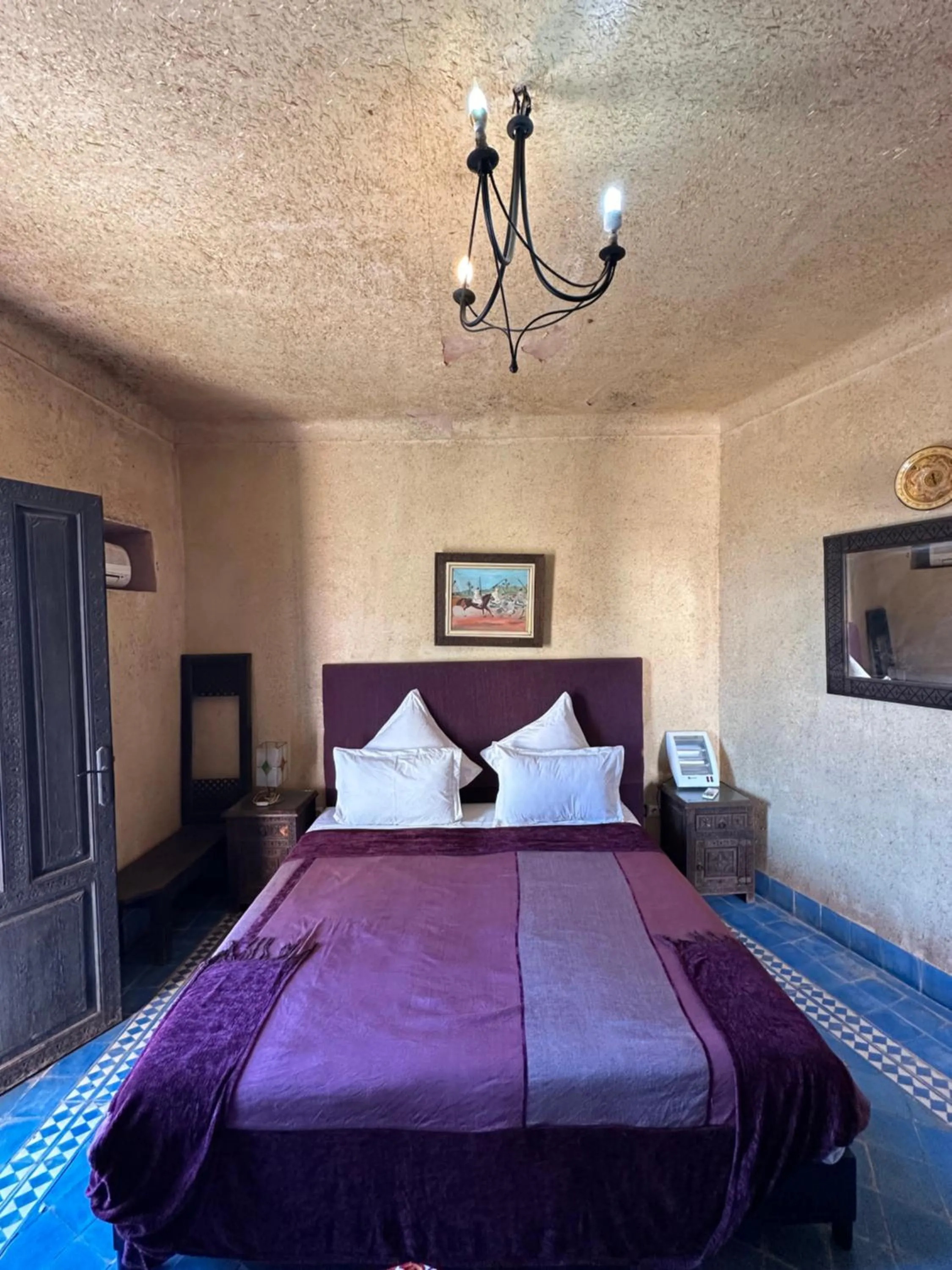 Bed in Riad Kasbah Omar