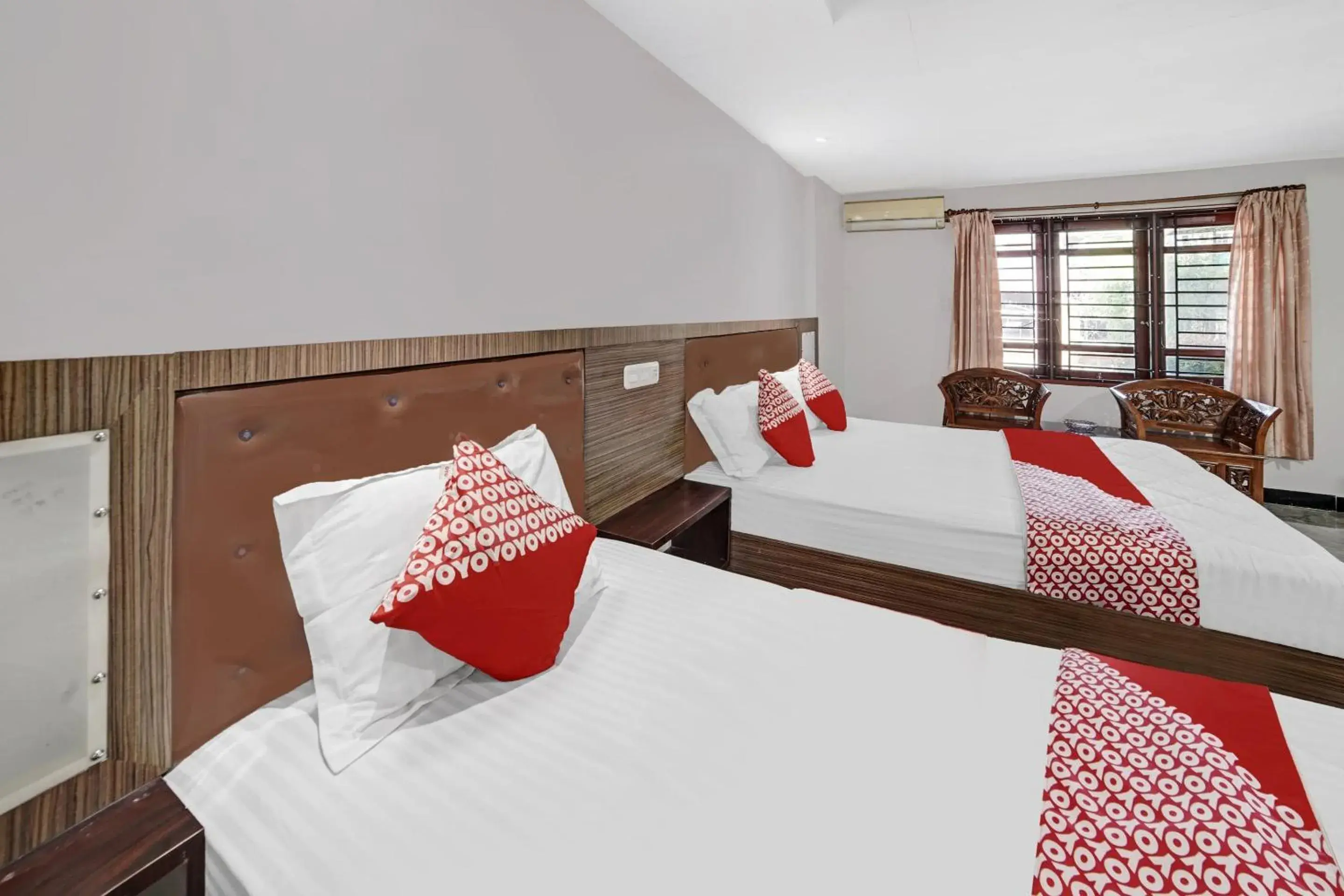 Superior Suite in Hotel O Wisma Kuta Karang Baru Superior Suite in Hotel O Wisma Kuta Karang Baru