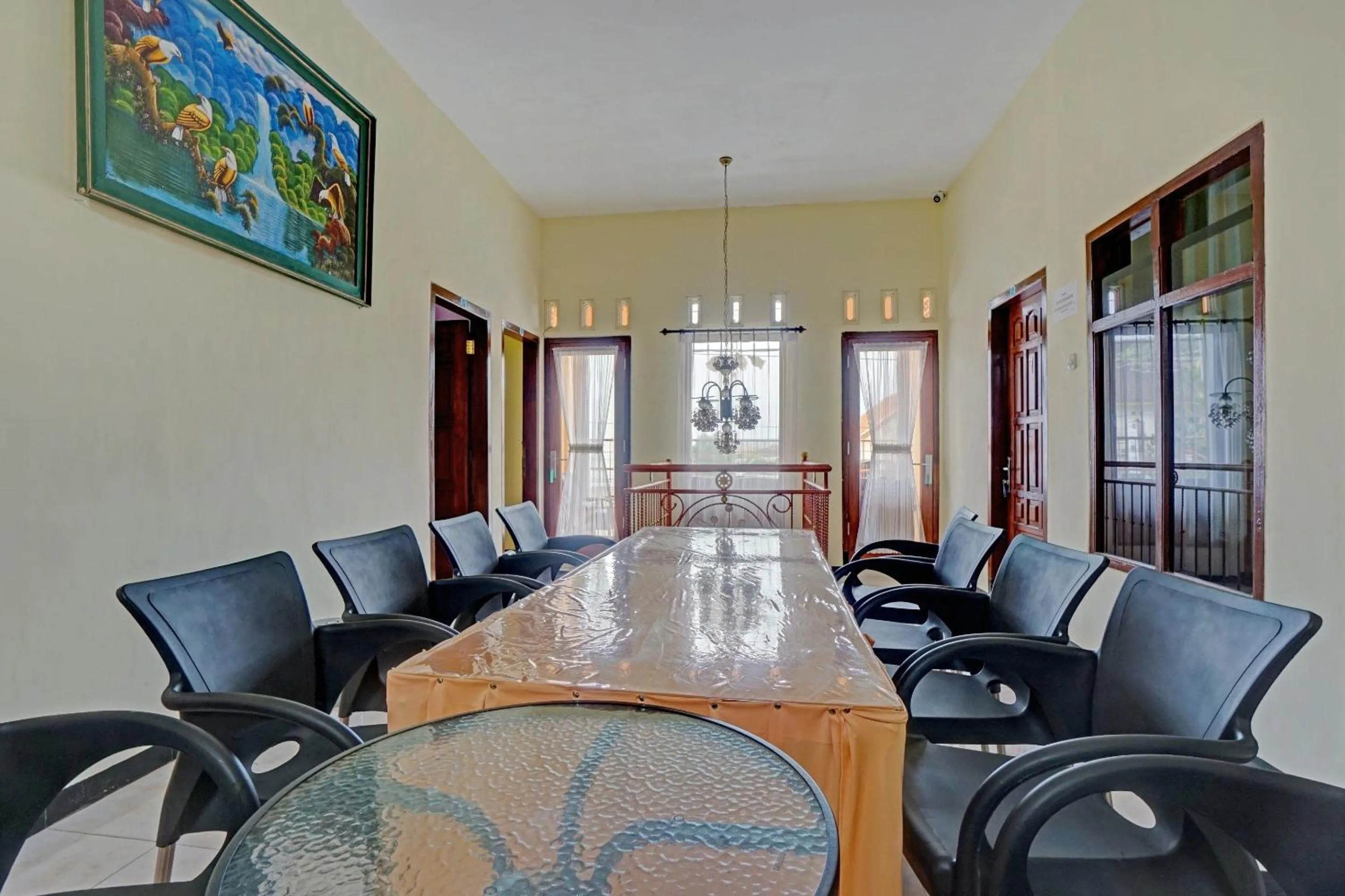 Lobby or reception in Hotel O Harwin Homestay