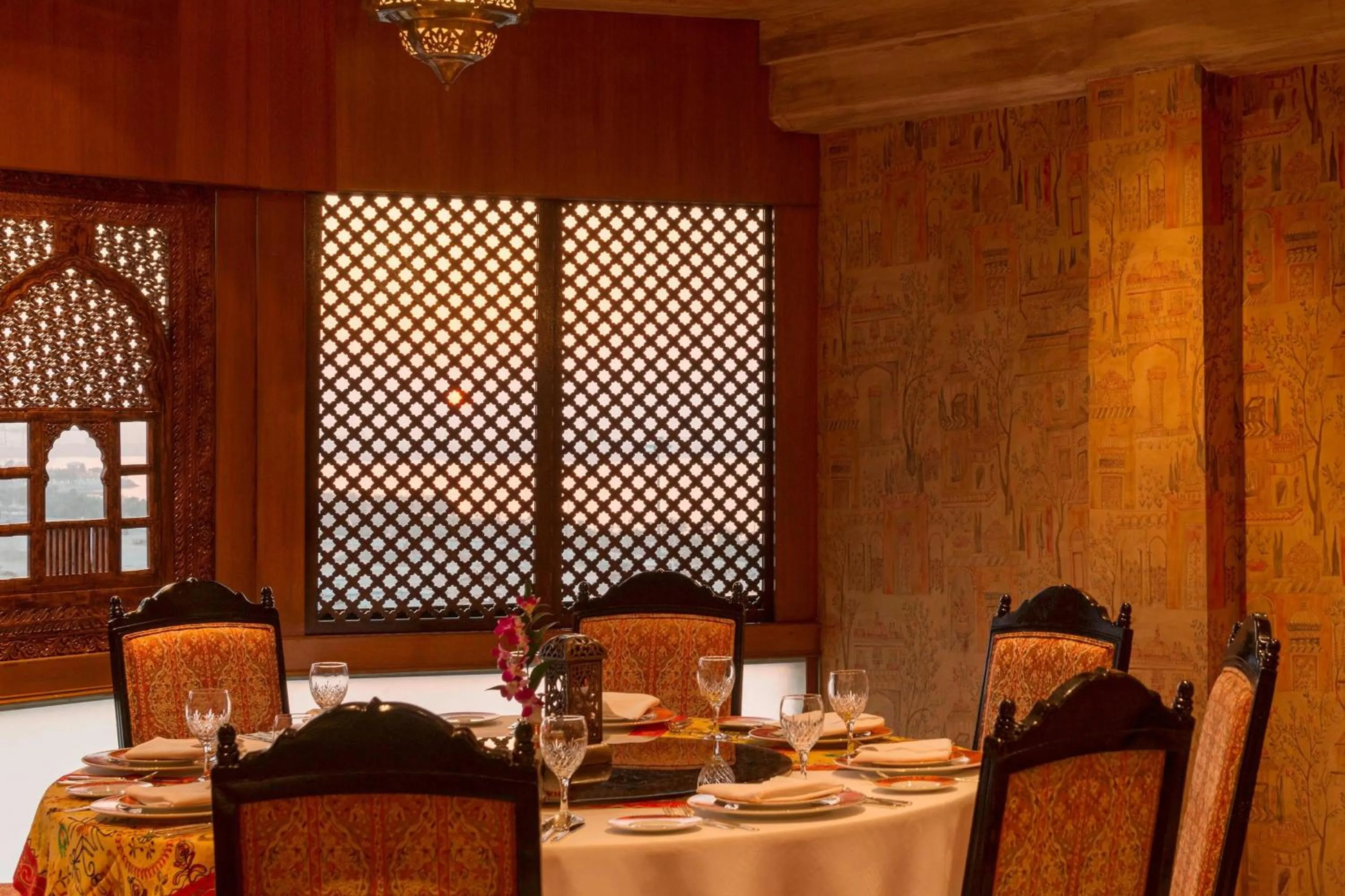 Restaurant/places to eat in Sheraton Kuwait, a Luxury Collection Hotel, Kuwait City