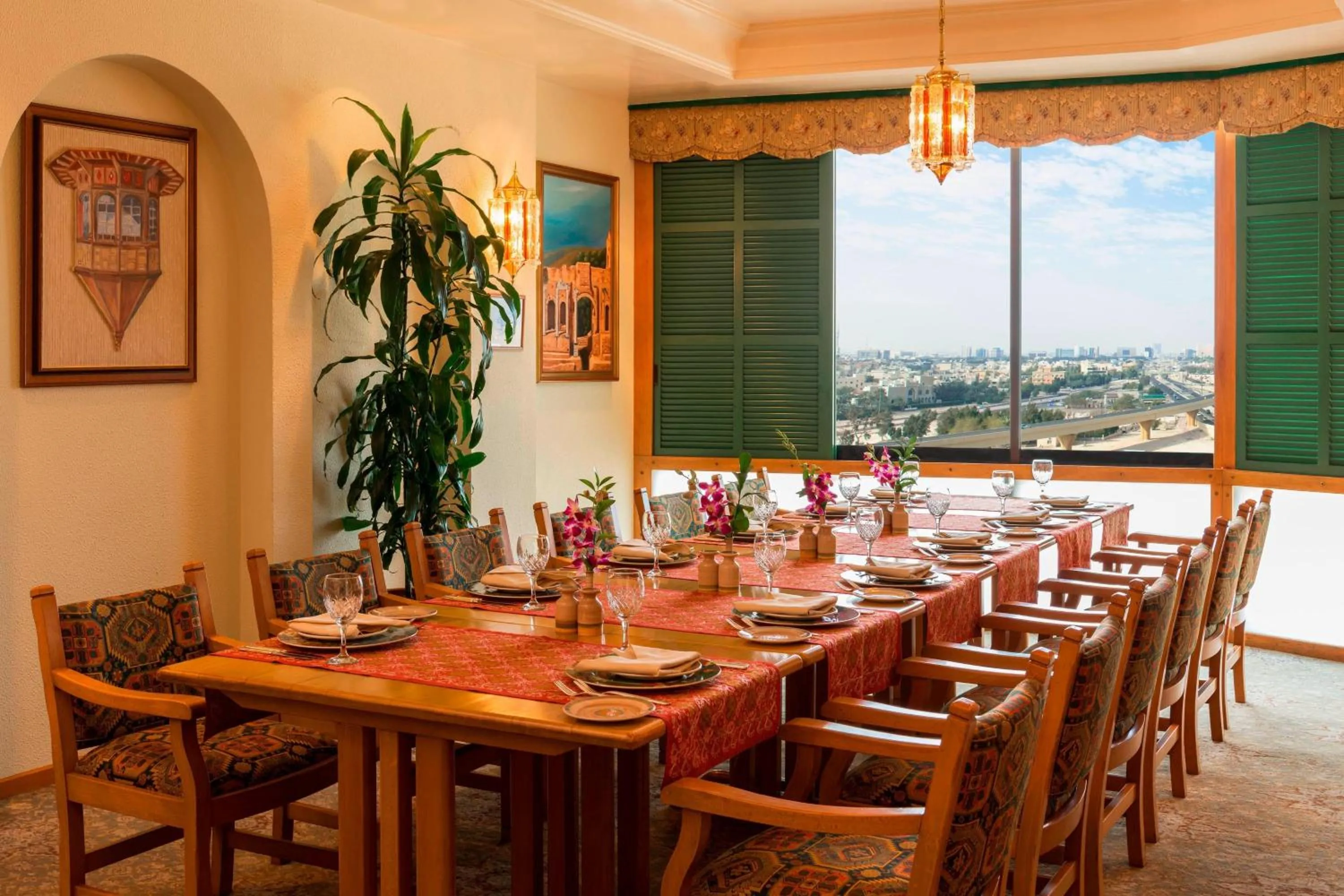 Restaurant/places to eat in Sheraton Kuwait, a Luxury Collection Hotel, Kuwait City