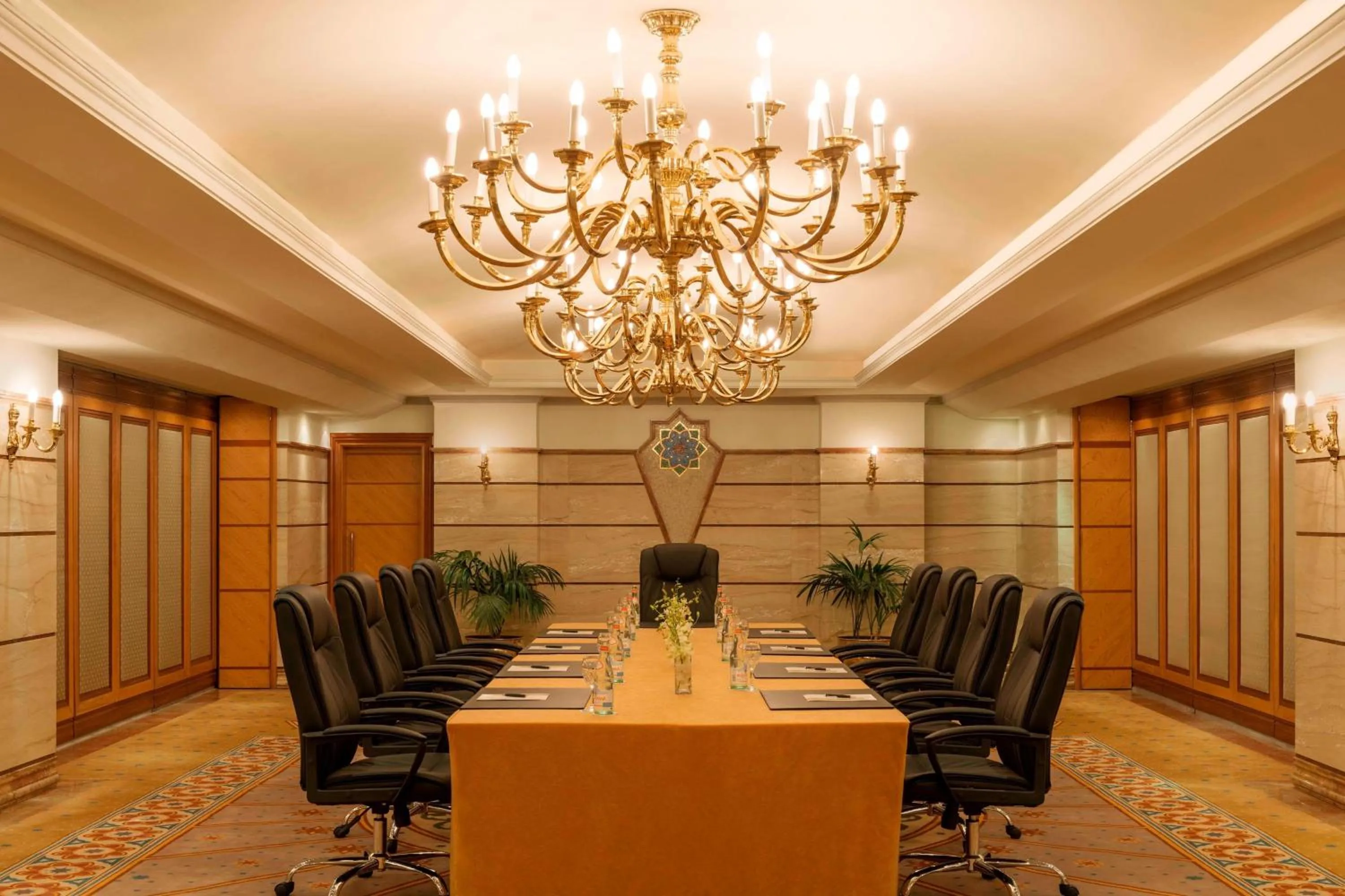 Meeting/conference room in Sheraton Kuwait, a Luxury Collection Hotel, Kuwait City