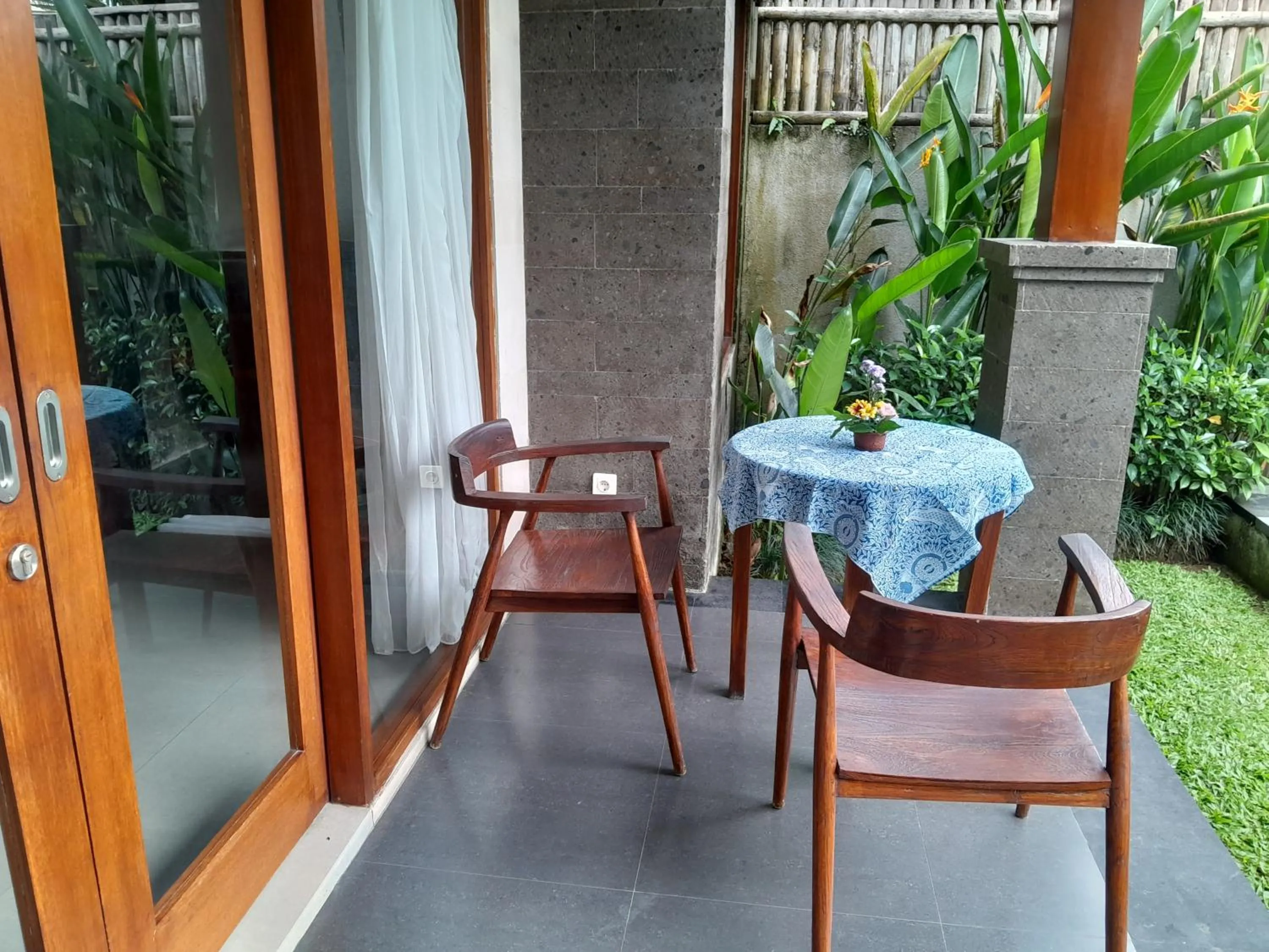 Patio in Poka Ubud Hidden Paradise & Spa by EPS