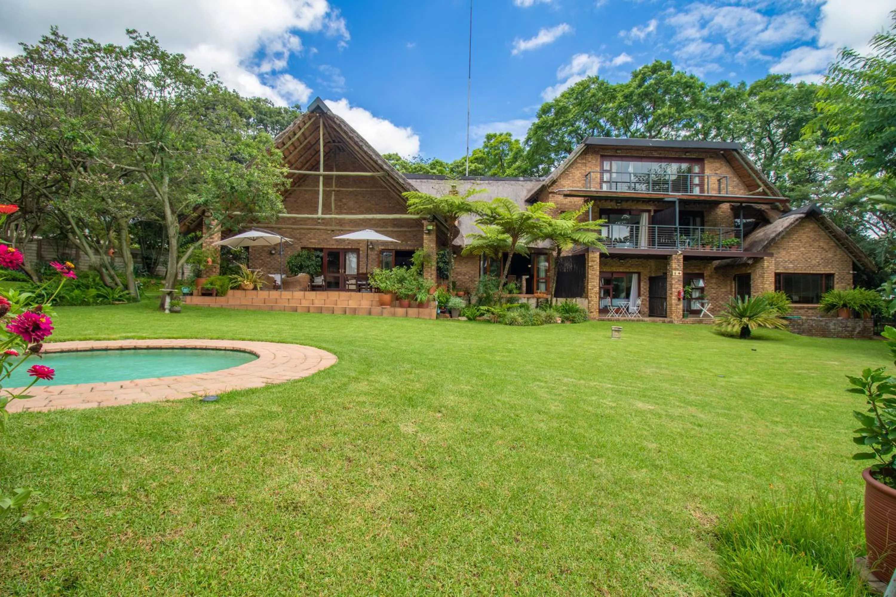 Property building in Shepherd Lodge