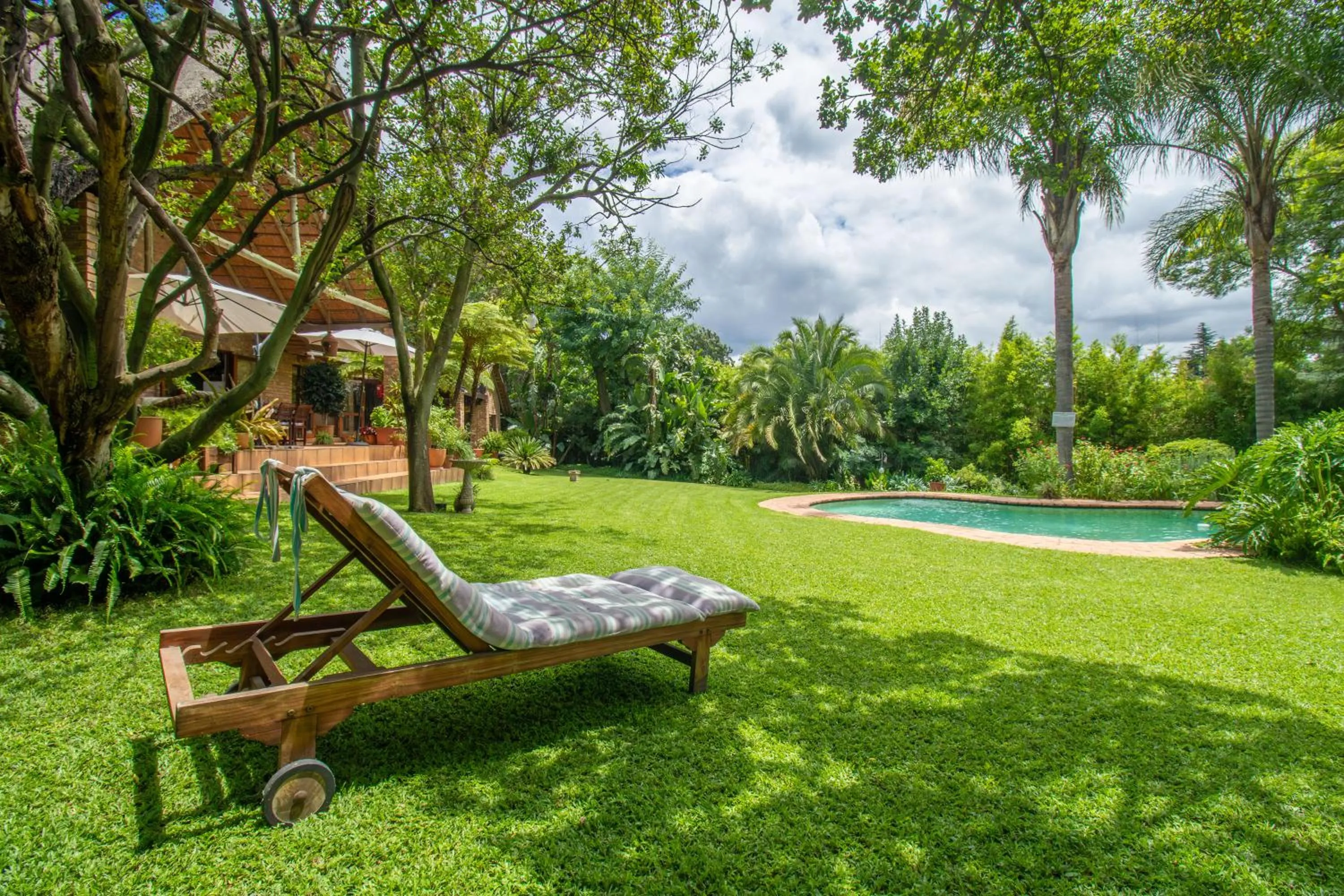 sunbed in Shepherd Lodge