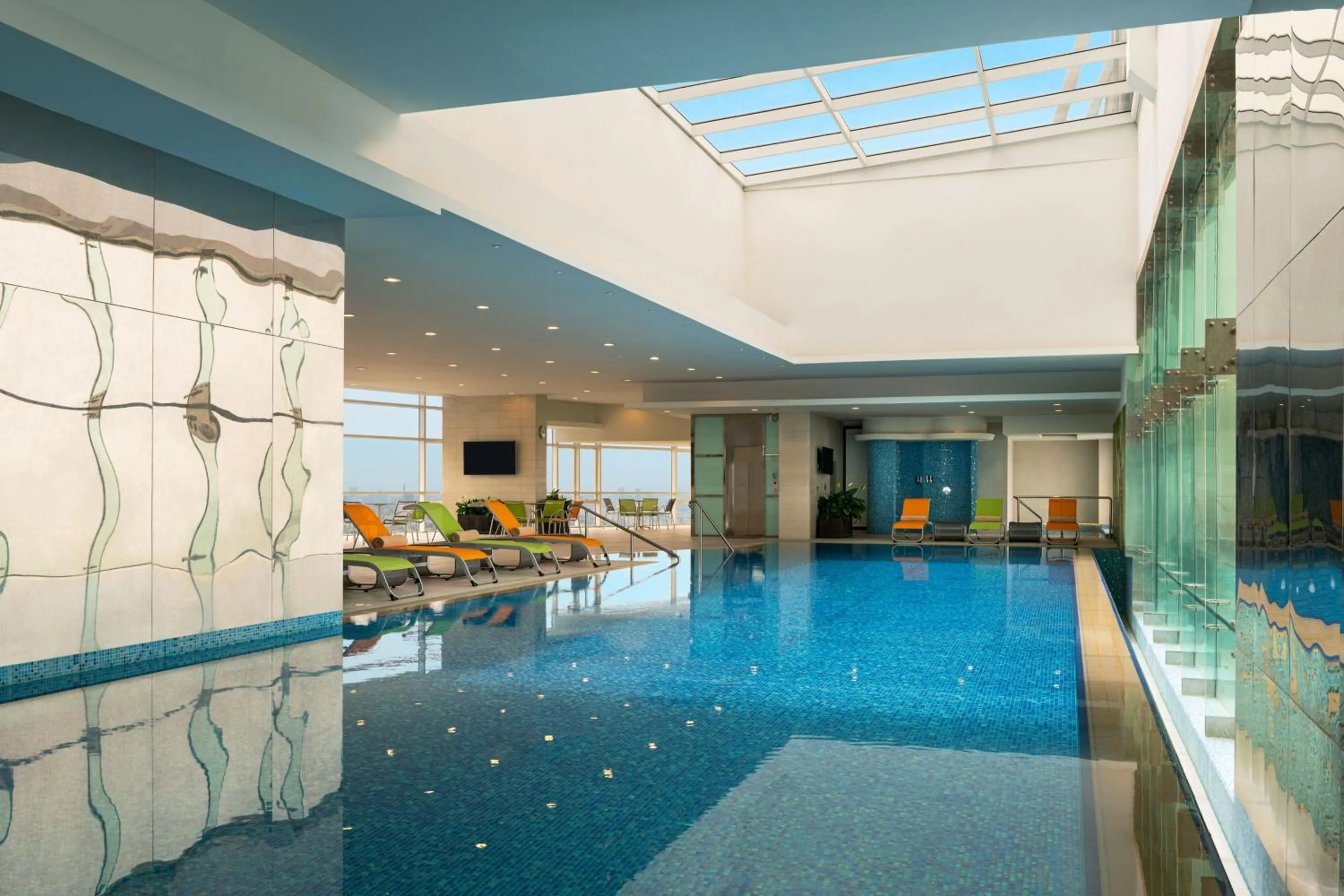 Swimming pool in Four Points By Sheraton Kuwait