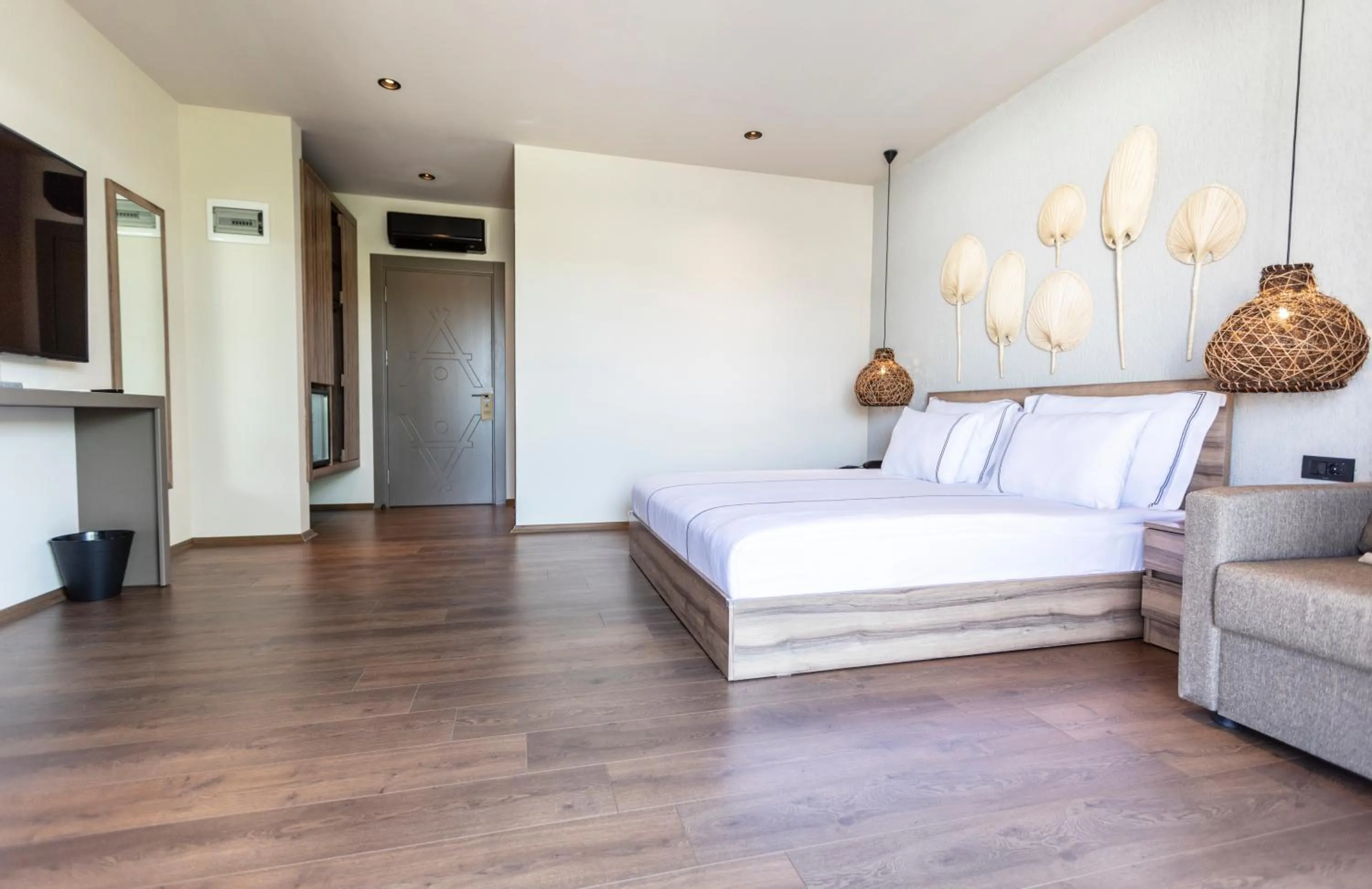 Photo of the whole room, Bed in KHAI HOTEL BODRUM