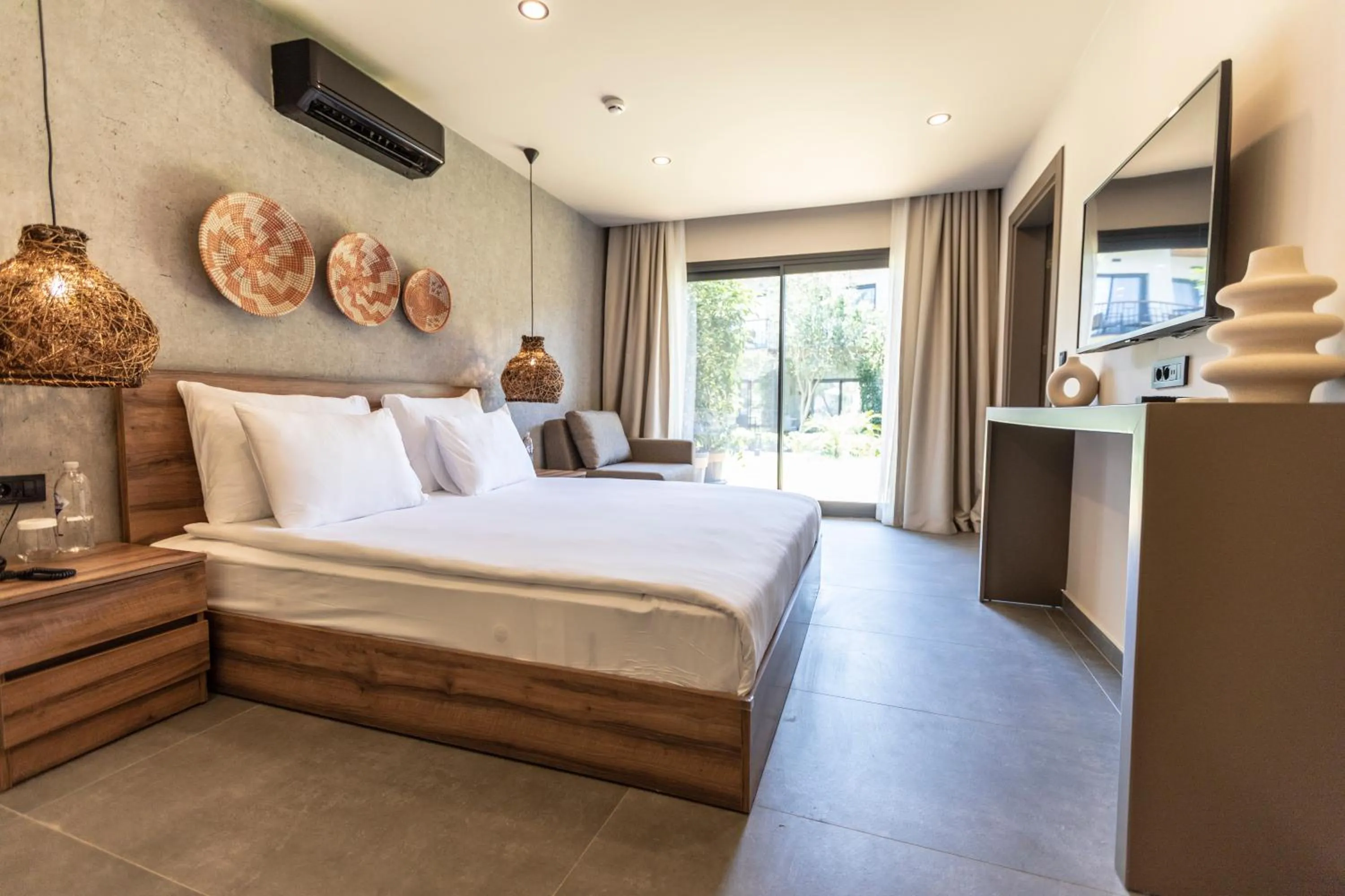 Photo of the whole room, Bed in KHAI HOTEL BODRUM