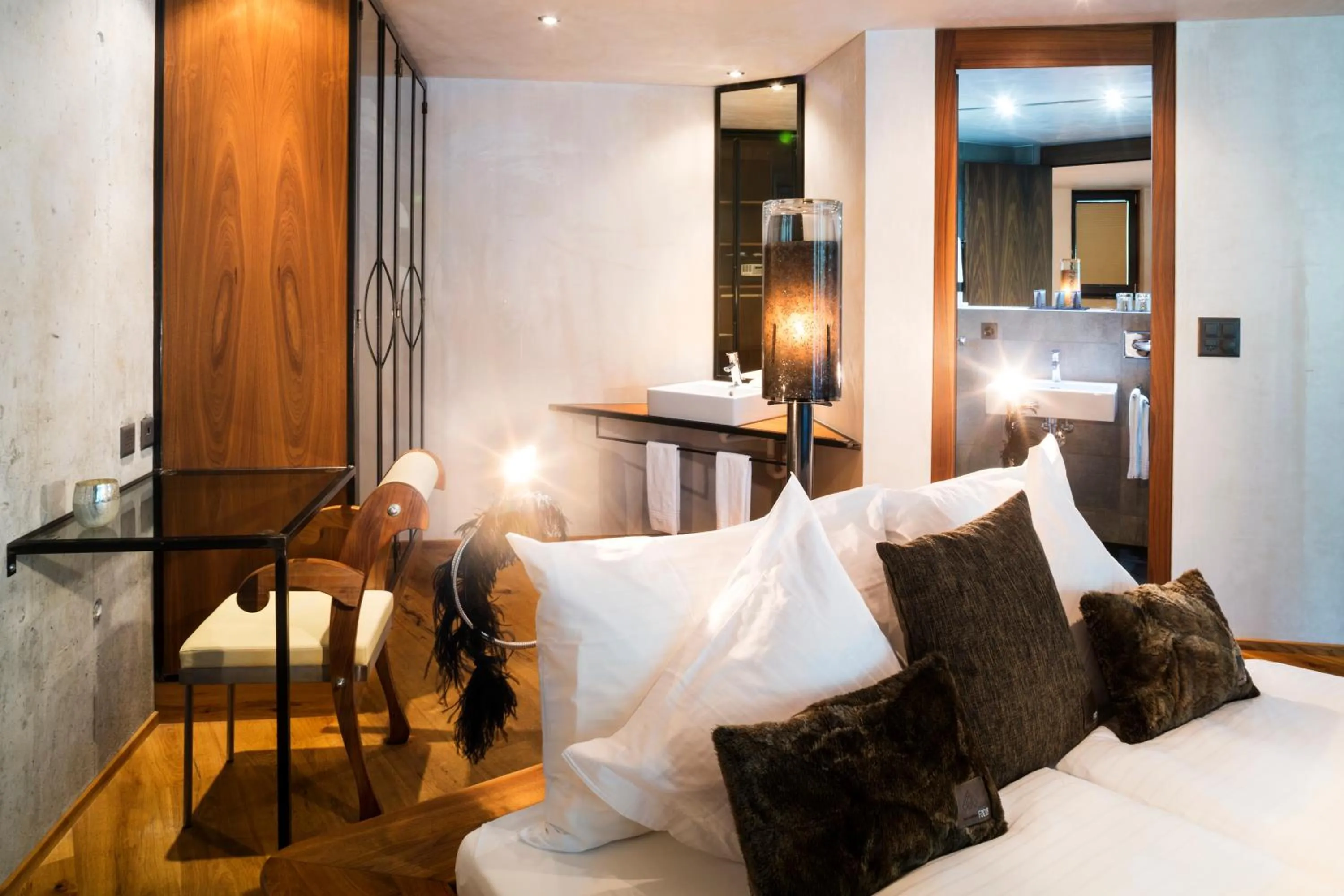 Bed in Matterhorn FOCUS Design Hotel