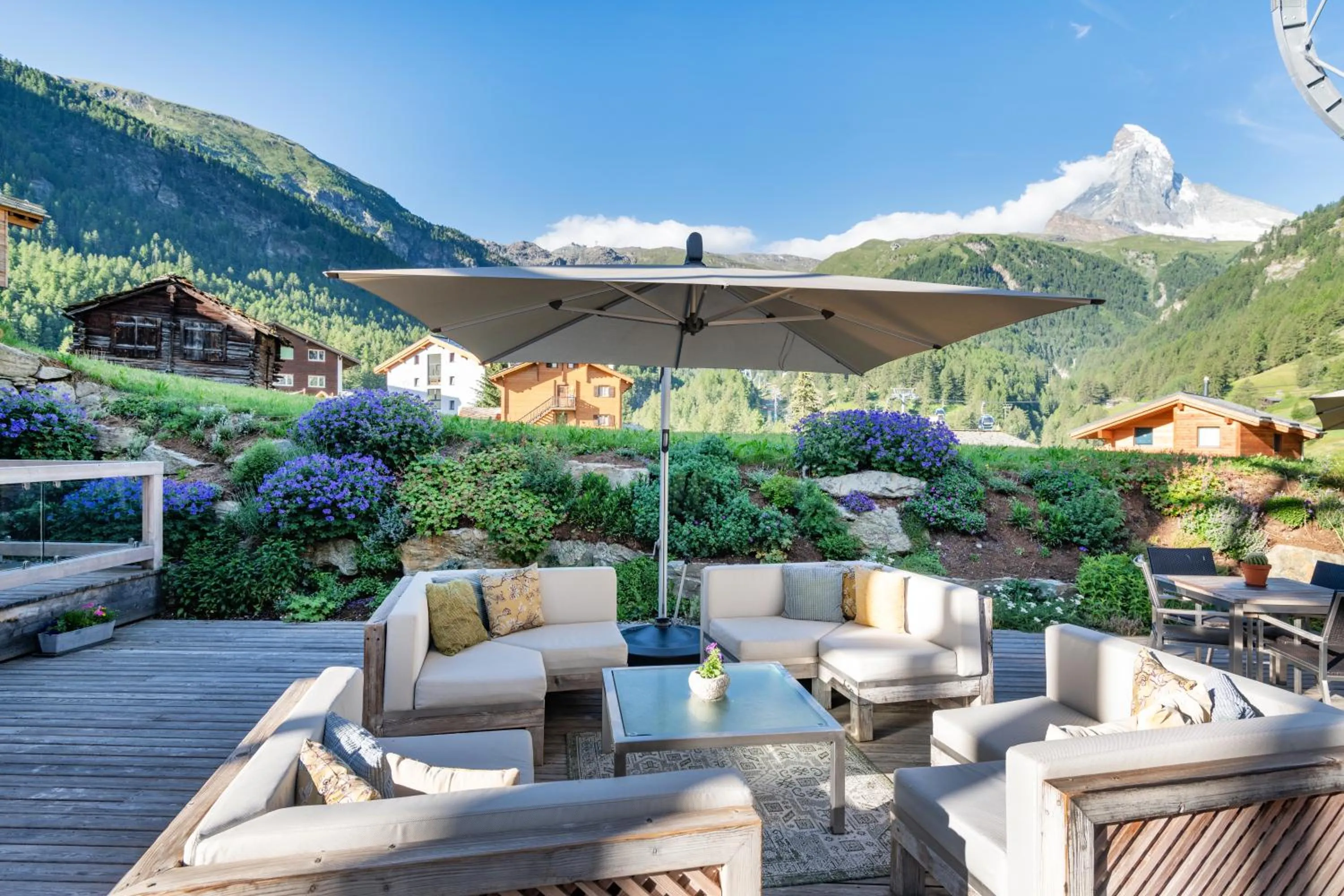 Balcony/Terrace in Matterhorn FOCUS Design Hotel