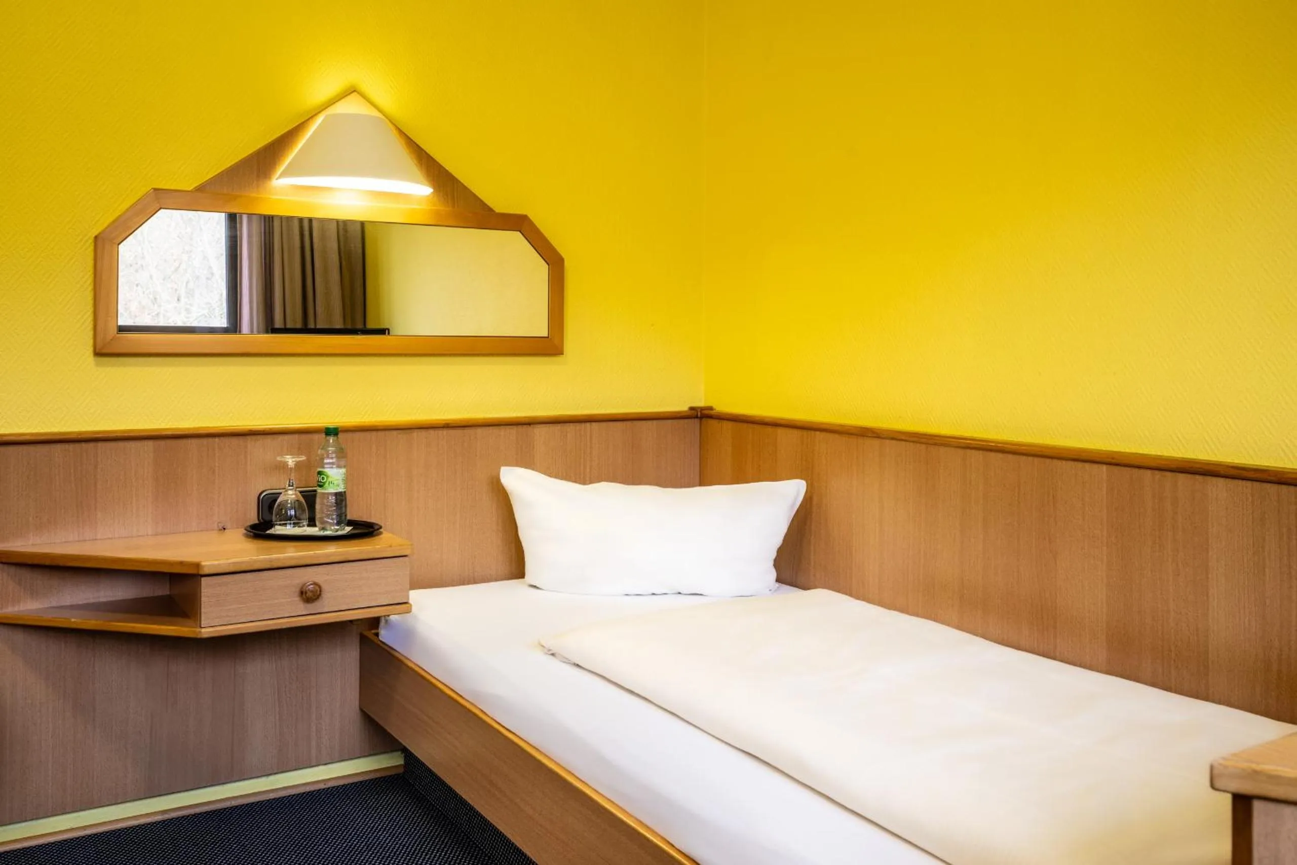 Bed in Hotel Grunewald