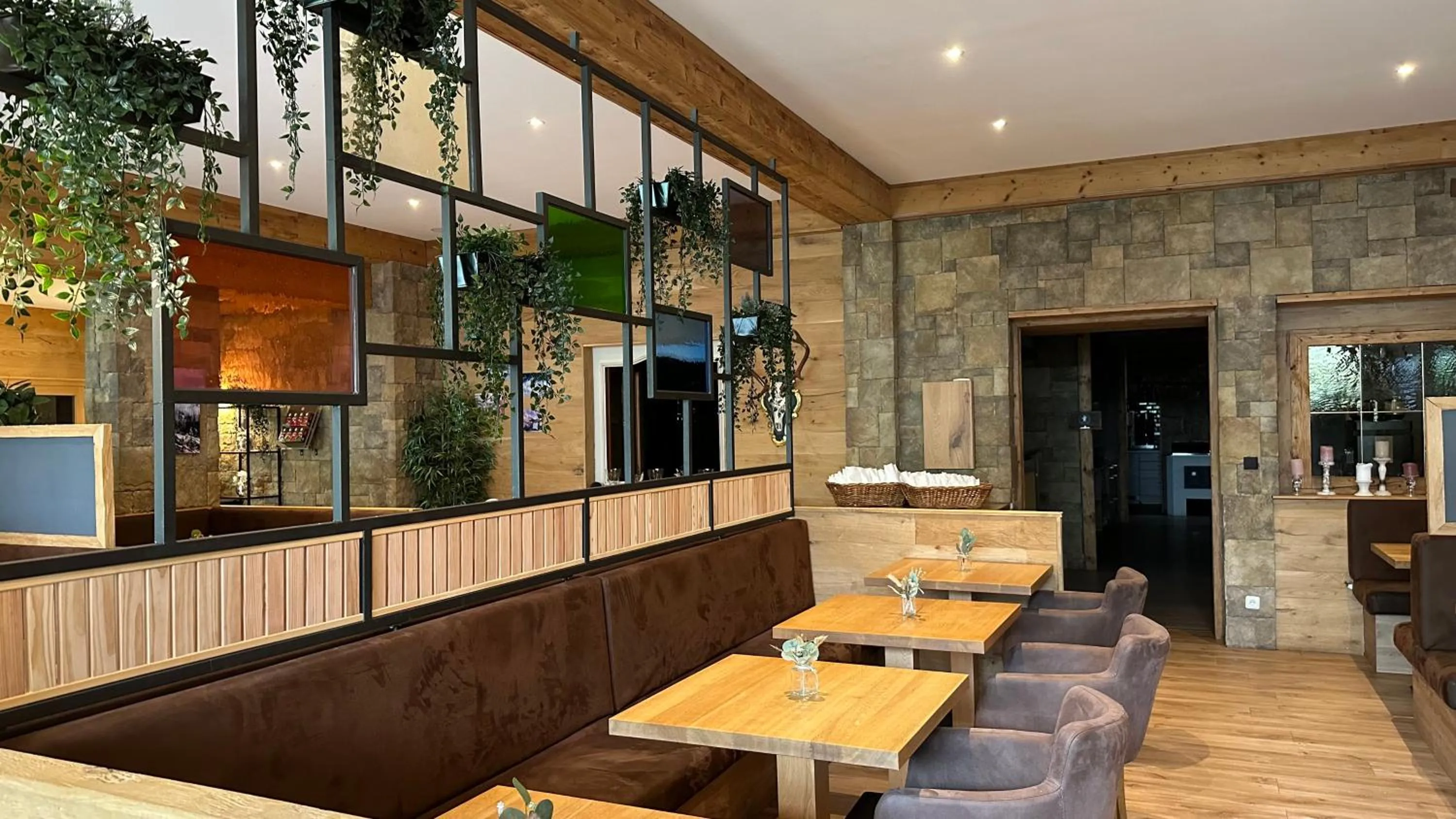 Breakfast, Restaurant/Places to Eat in Hotel Sonnenbichl