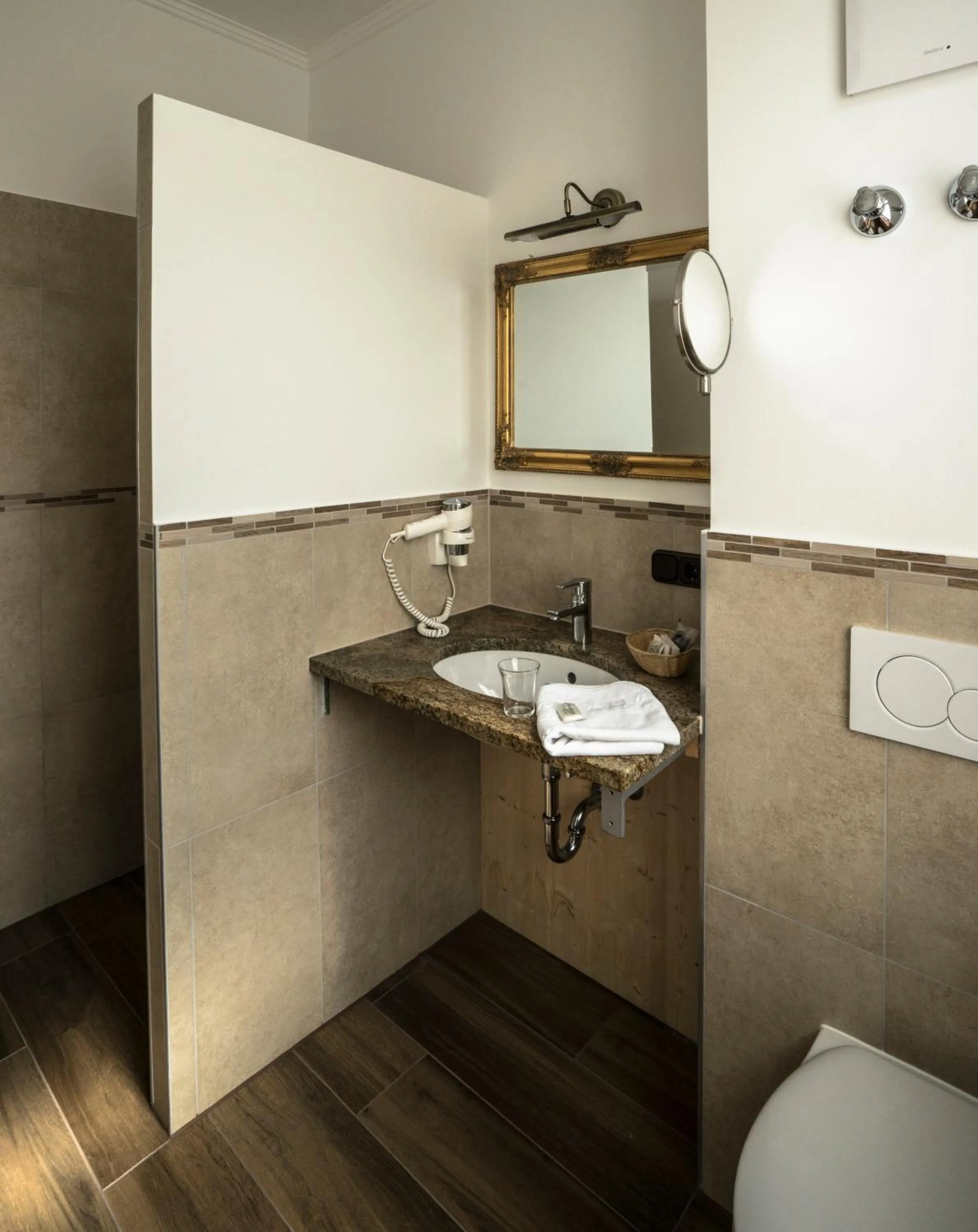 Bathroom in Hotel Sonnenbichl