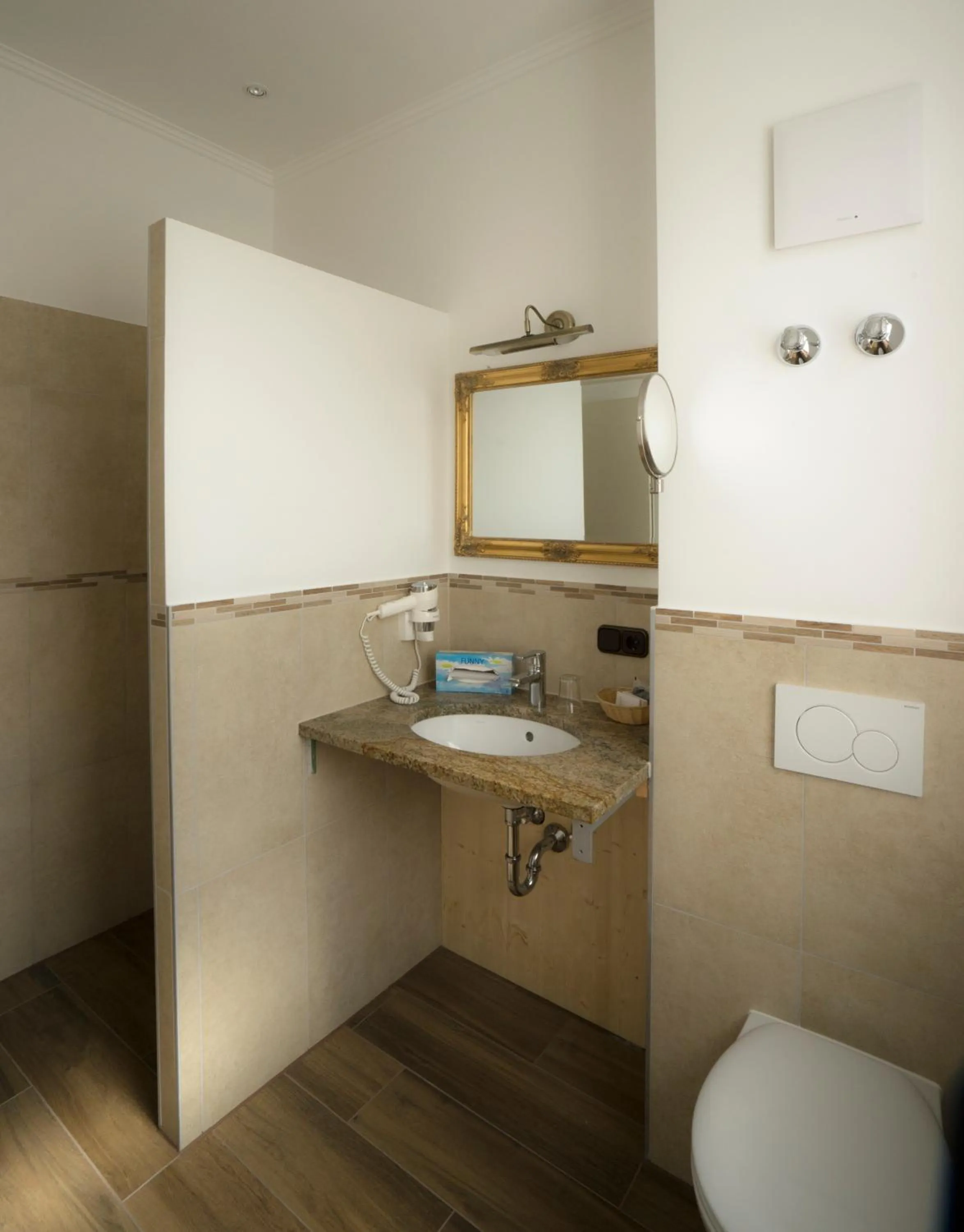 Bathroom in Hotel Sonnenbichl