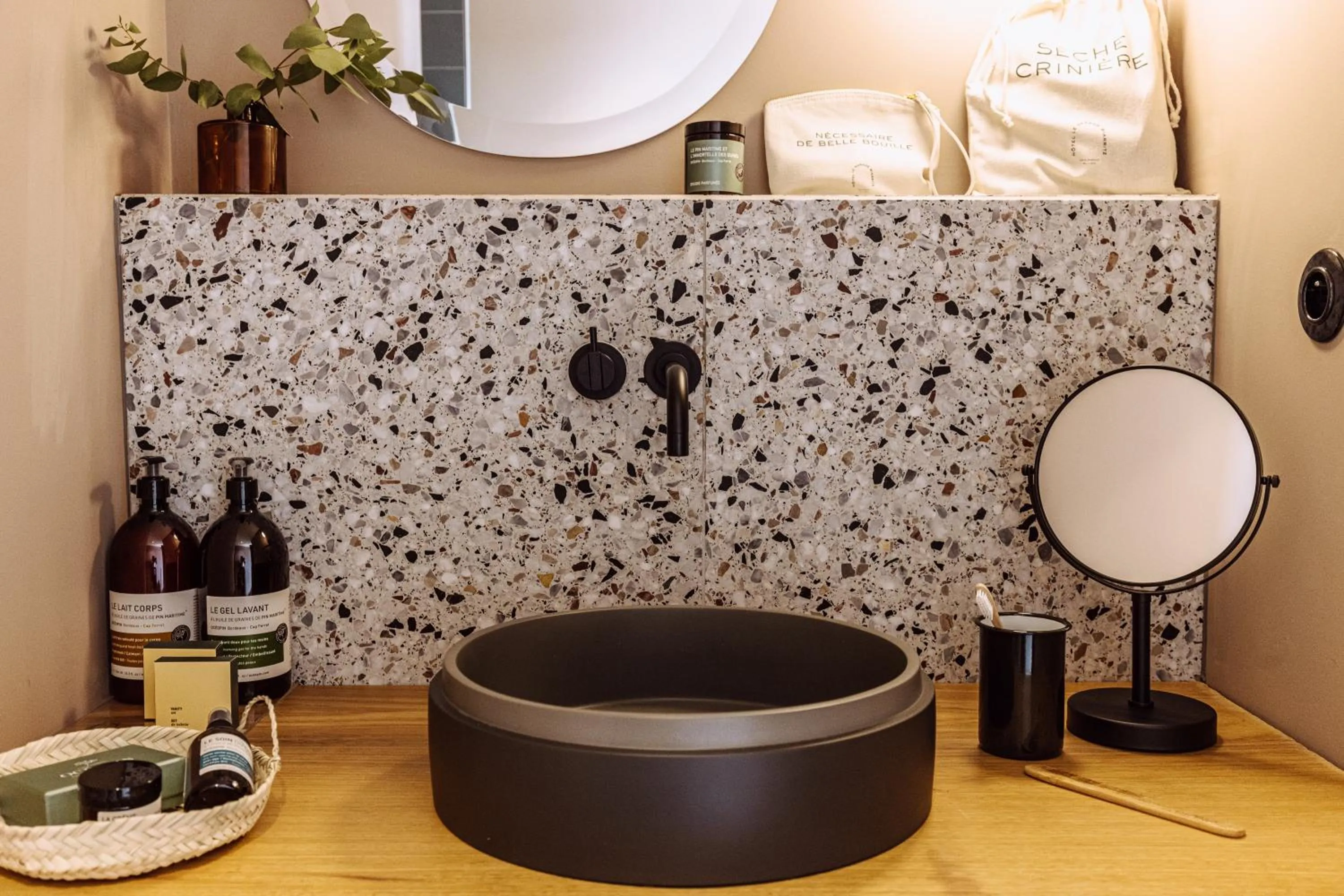 Bathroom in Le Garage Biarritz Hôtel