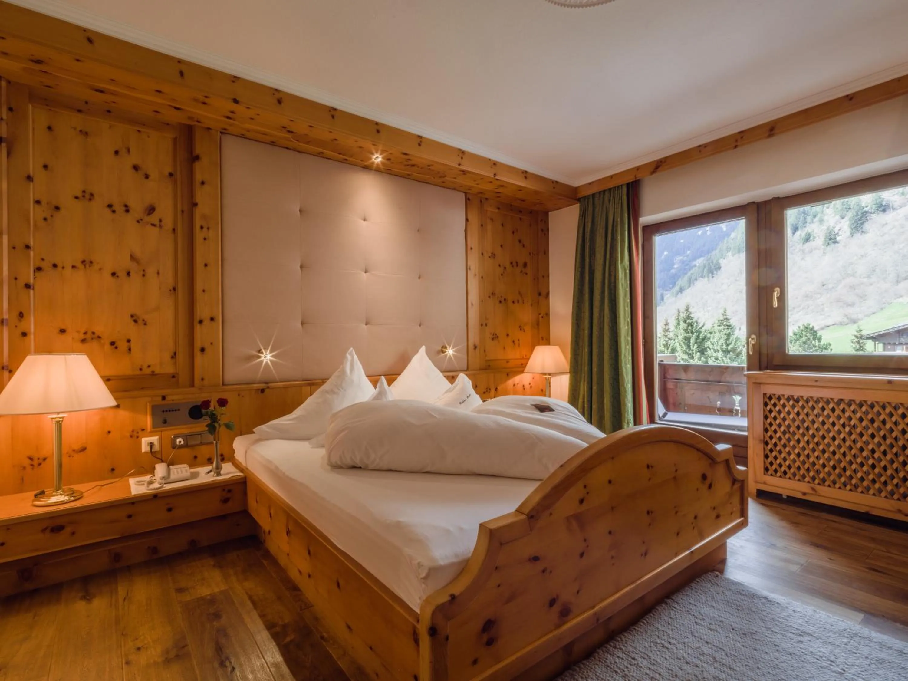 Bed in Relais&Châteaux Spa-Hotel Jagdhof