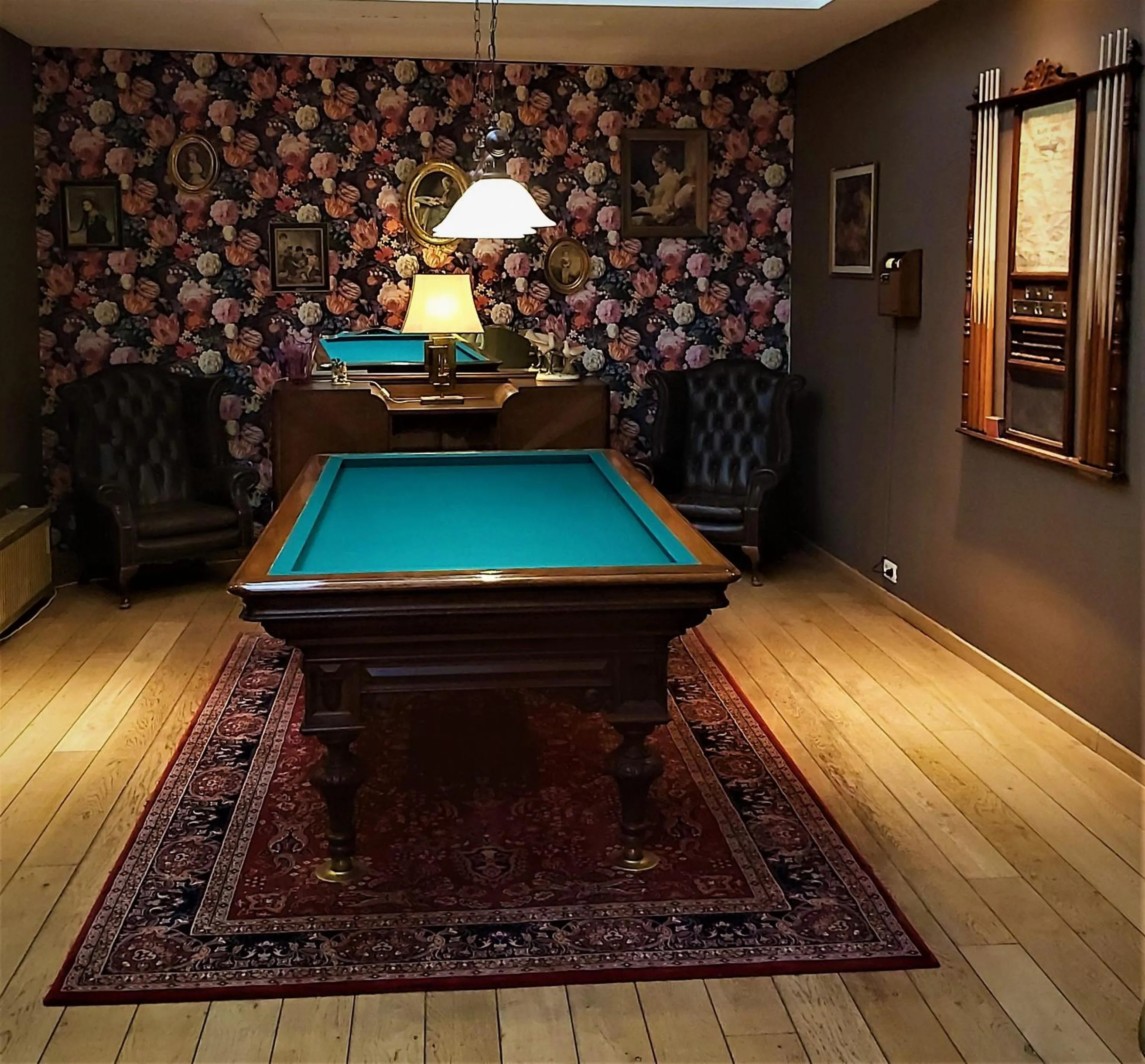 Lounge or bar in Mezonvin