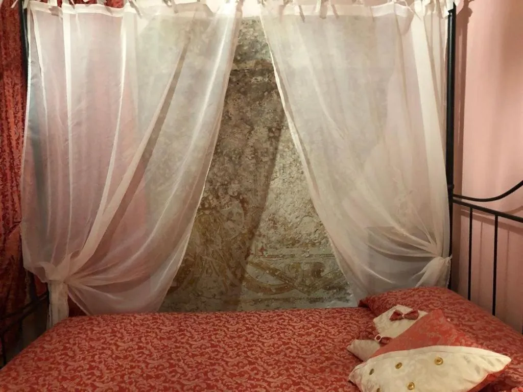 Bedroom, Bed in Antica Villa Sophie