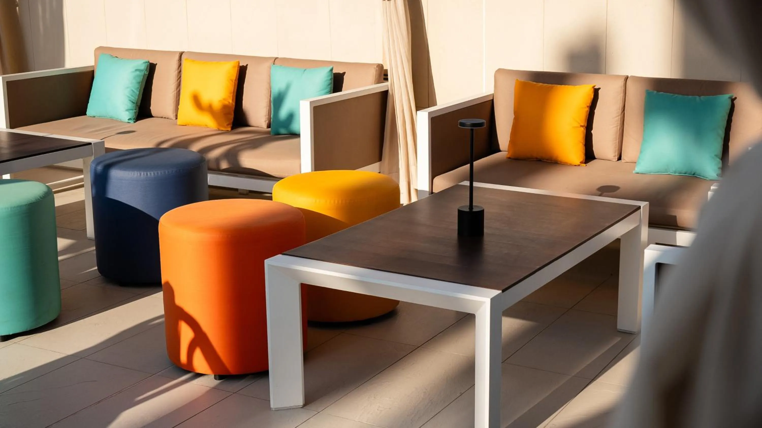 Restaurant/places to eat in Holiday Inn Dubai Al Barsha by IHG