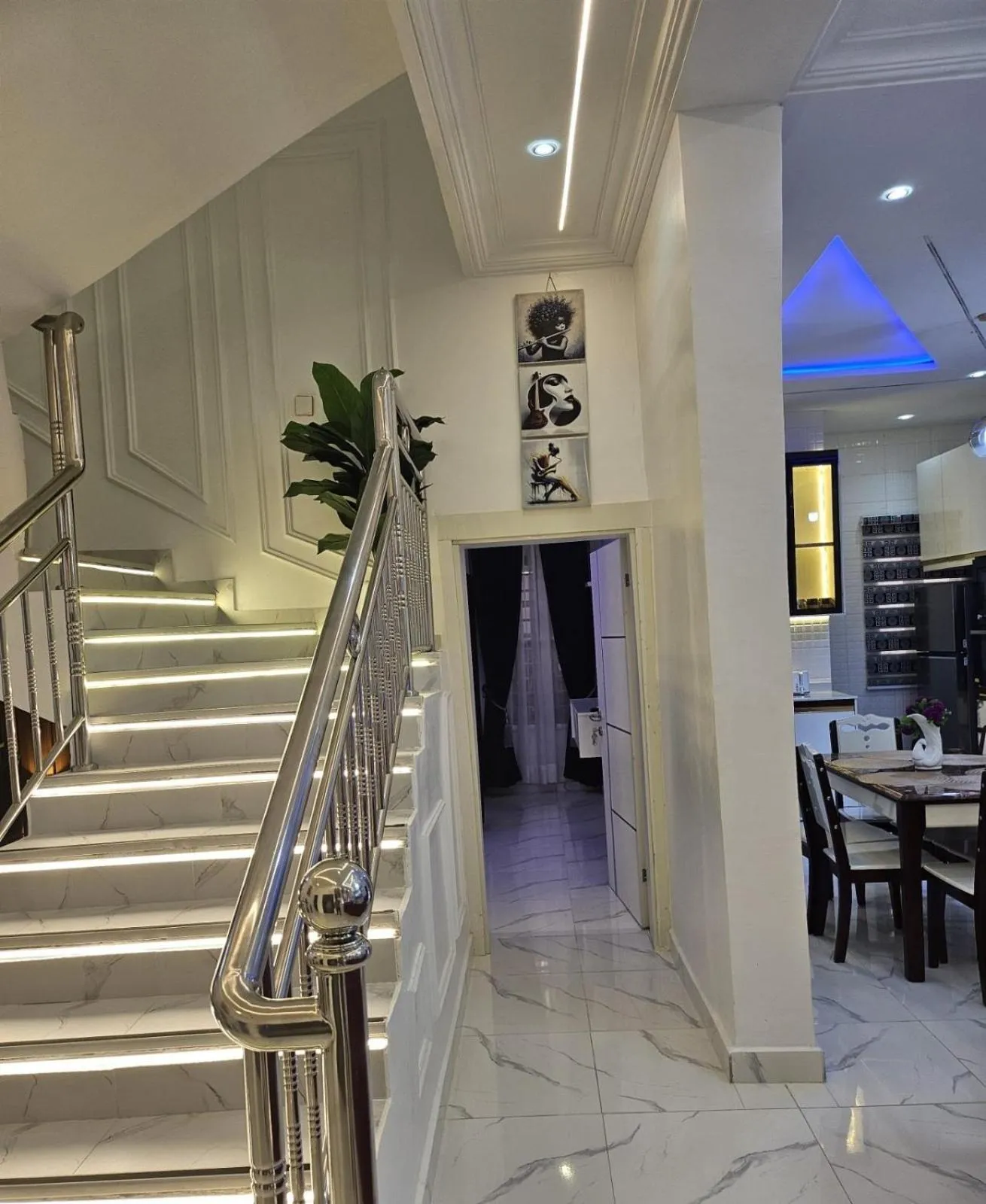 luxury 3bed rooms villa duplex lekki nigeria