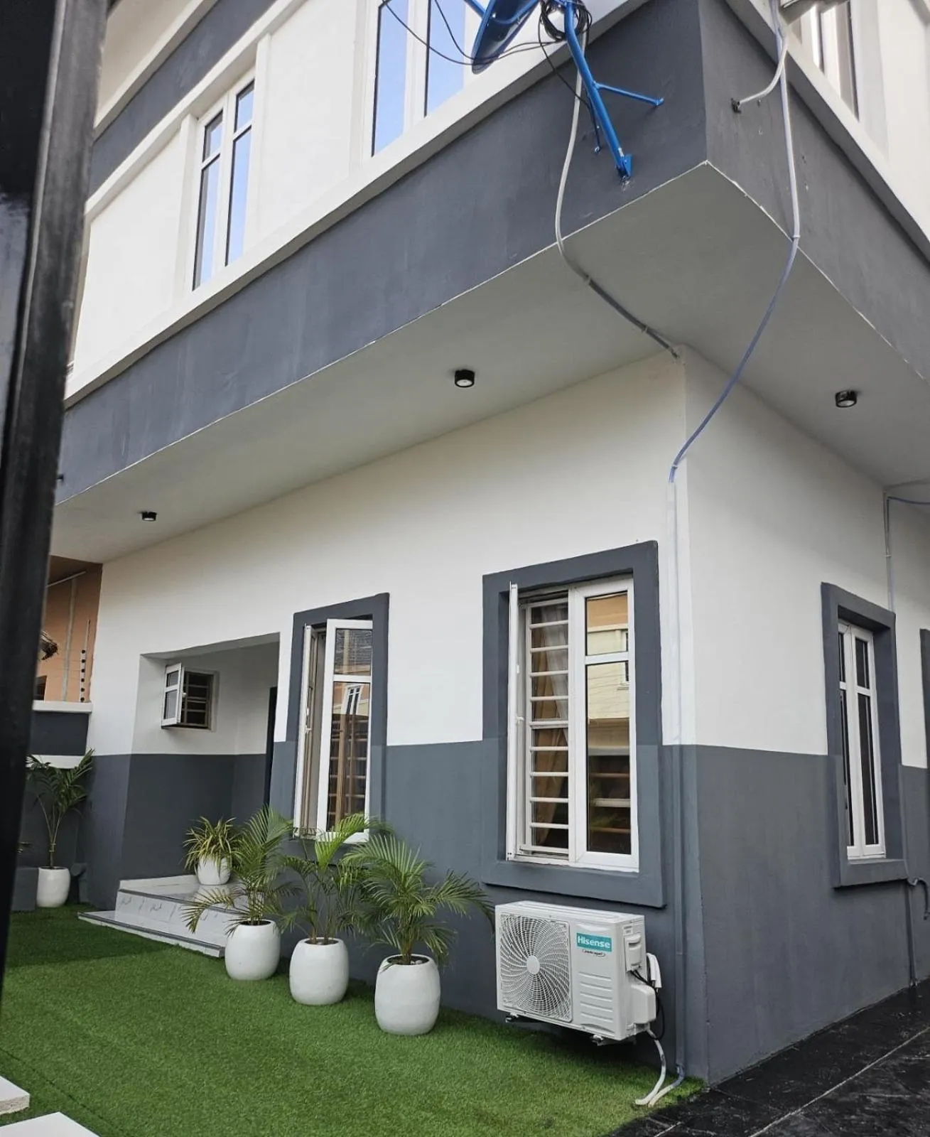 luxury 3bed rooms villa duplex lekki nigeria