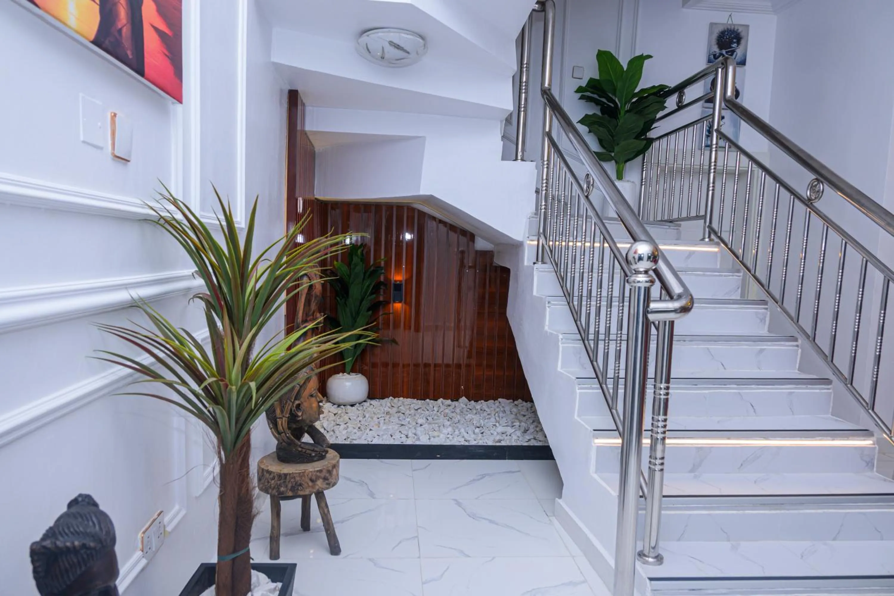 luxury 3bed rooms villa duplex lekki nigeria